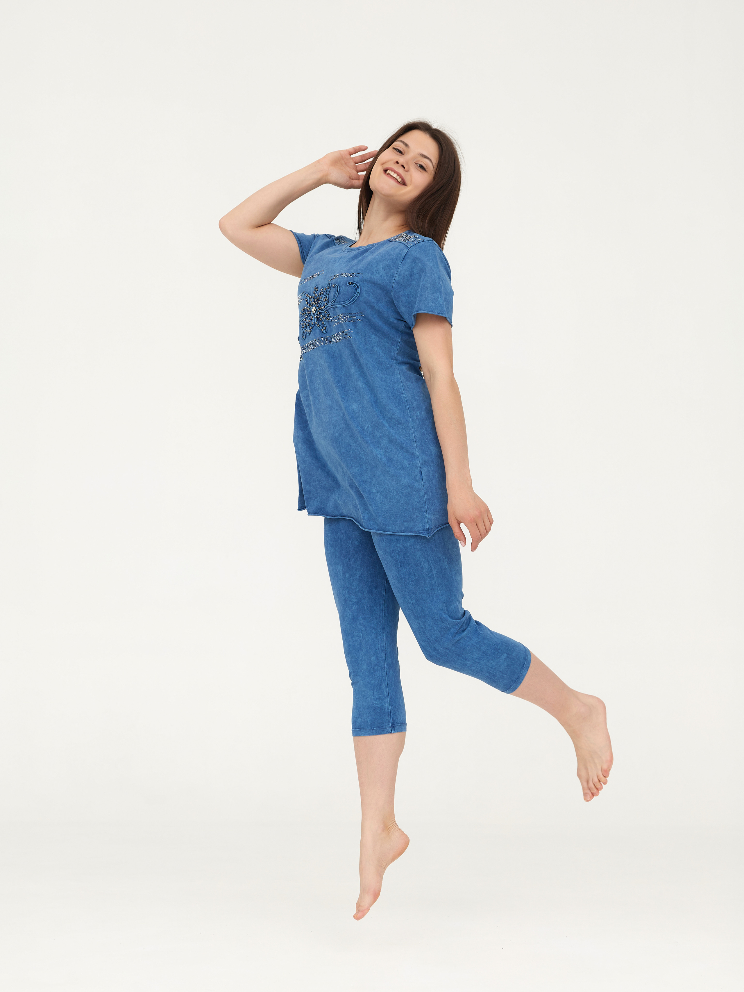 Фотосъемка одежды с моделью в Ростове-на-Дону. Предметный и бизнес фотограф в Ростове-на-Дону Александра Степанова