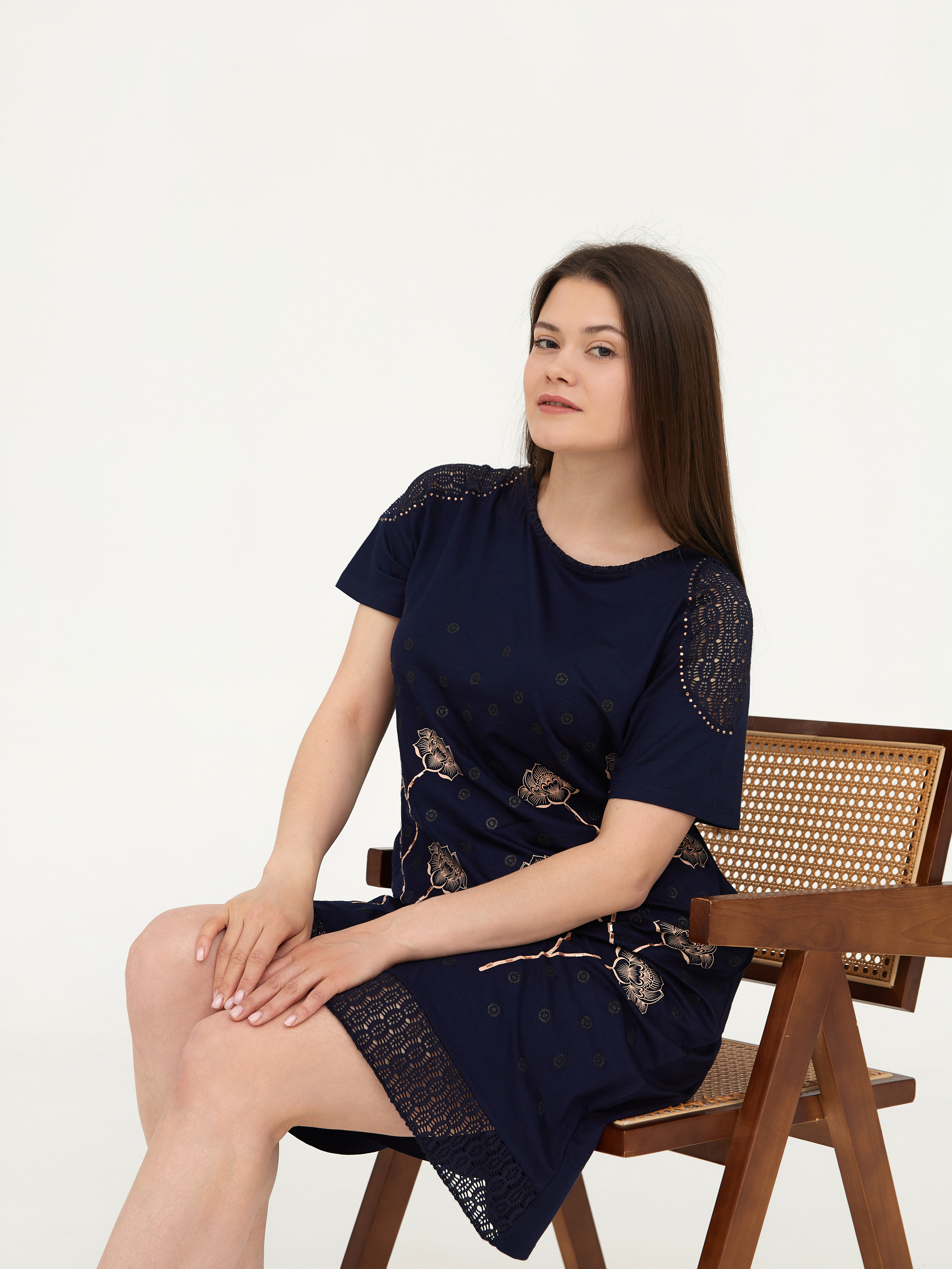 Фотосъемка одежды с моделью в Ростове-на-Дону. Предметный и бизнес фотограф в Ростове-на-Дону Александра Степанова