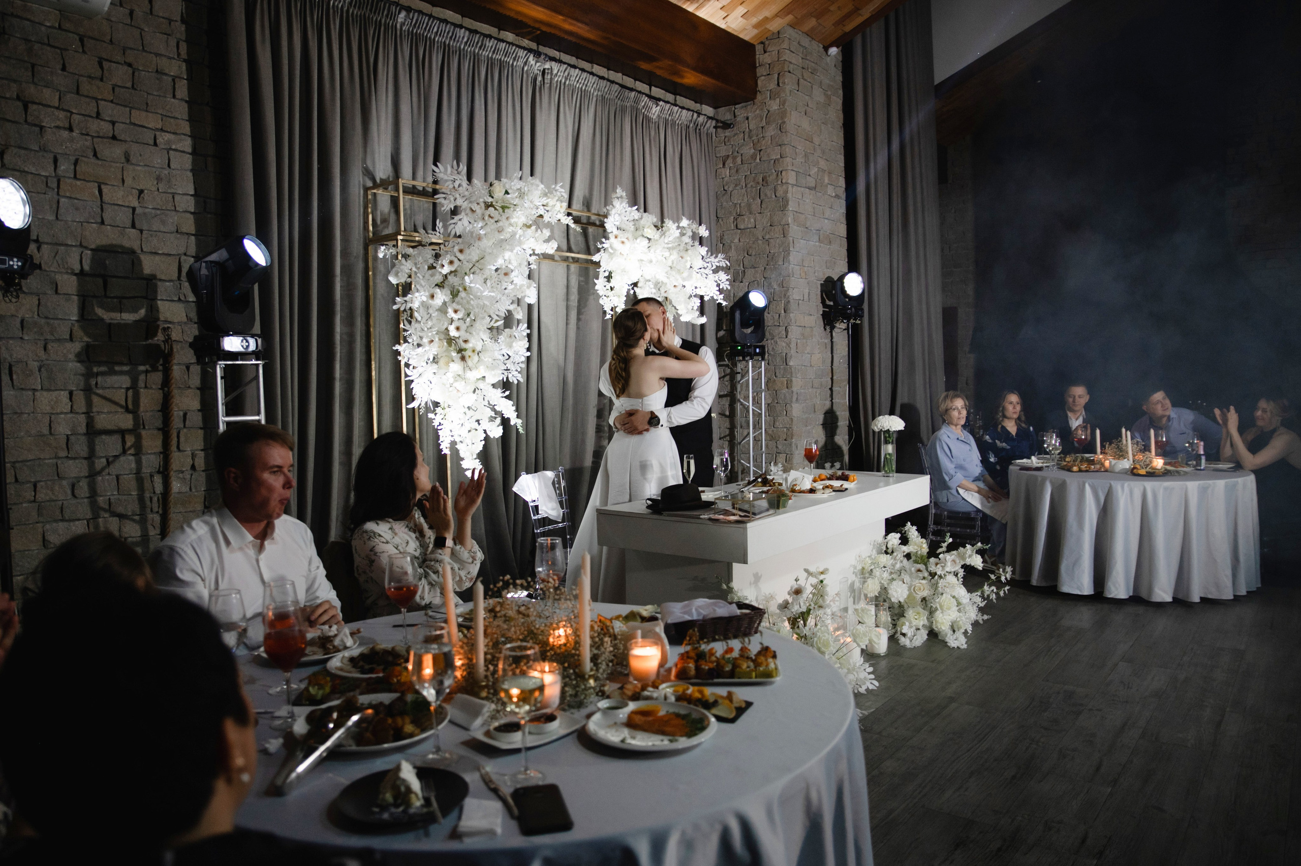 Свадьба Снежаны и Алексея. Свадебный фотограф Тюмень Анастасия Битная