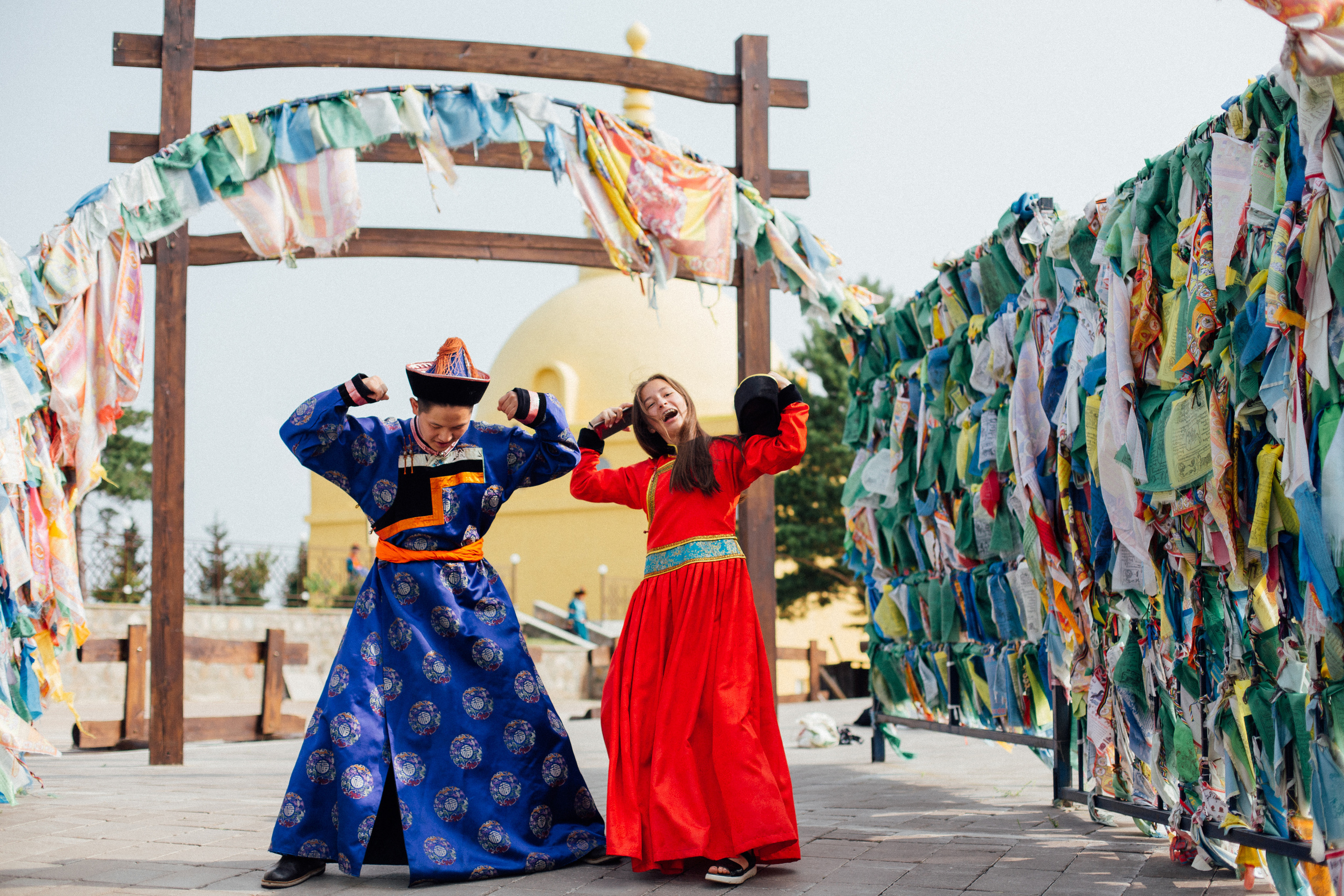 Семейная фотосессия в национальных костюмах. Семейный и детский фотограф в г. Улан-Удэ