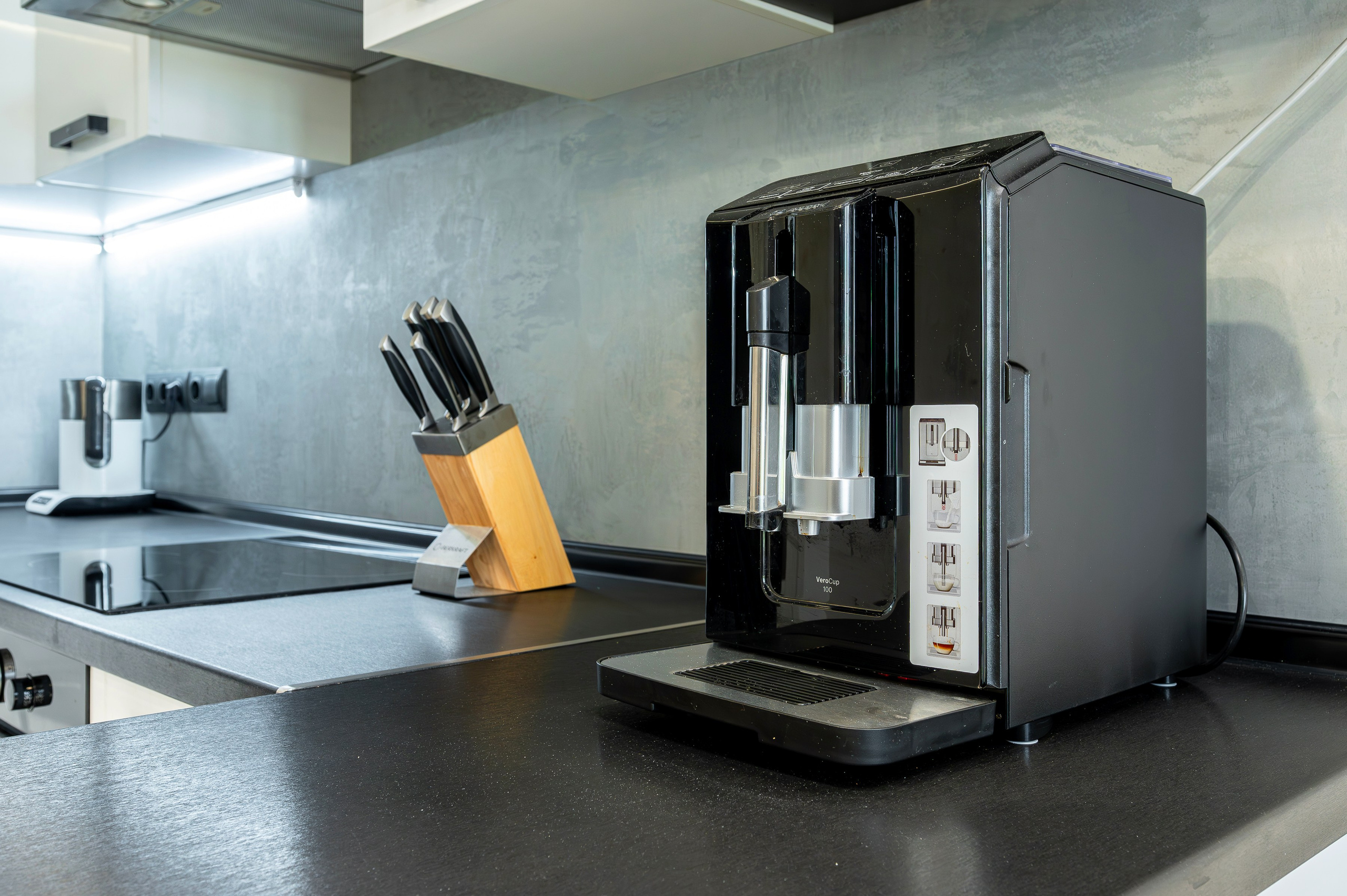 Квартира под суточную аренду на ул. Тамбасова. Интерьерный фотограф. Фото- видеосъемка недвижимости Санкт-Петербург