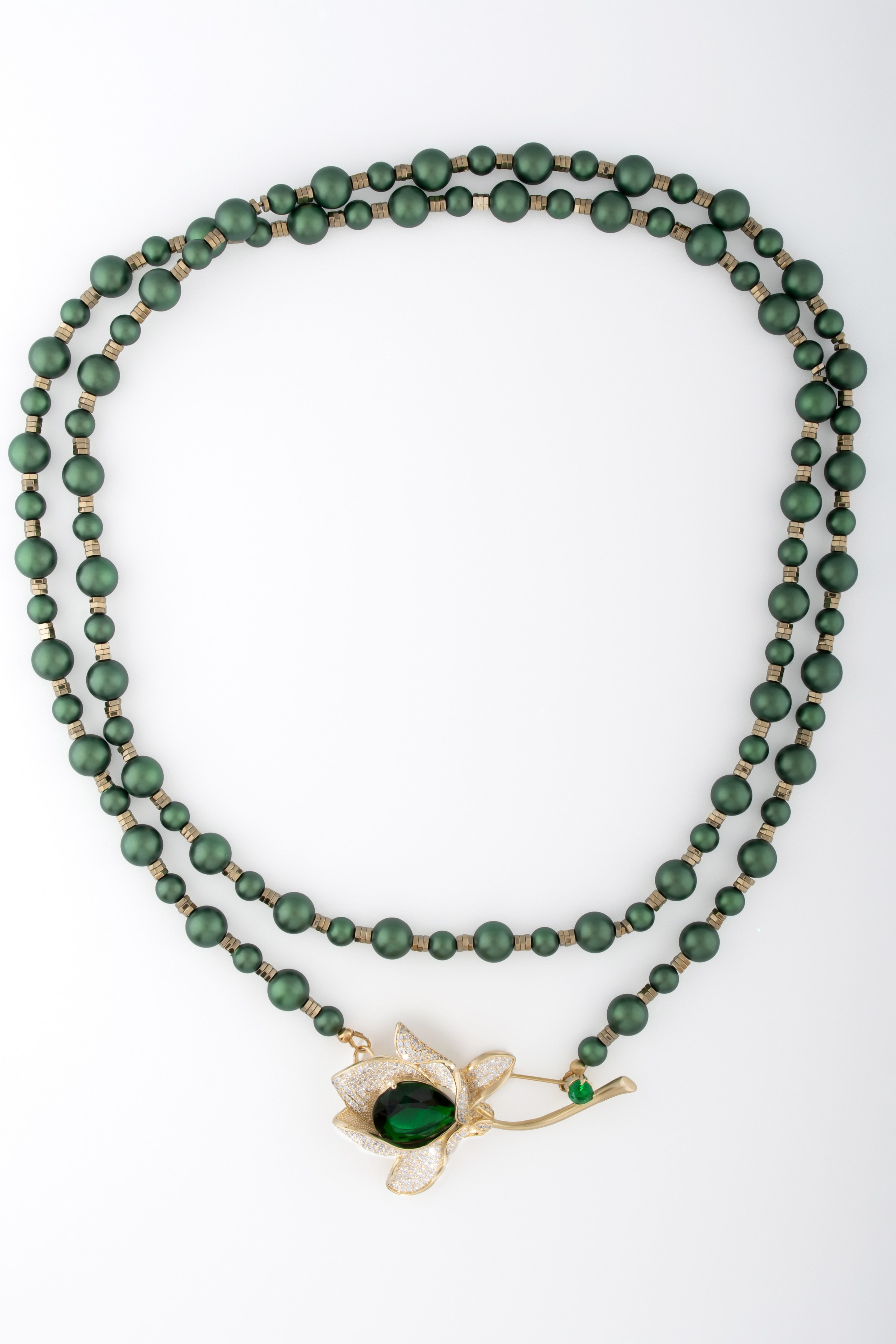 Фотограф ювелирный украшений. Предметный, рекламный, ювелирный фотограф в Москве