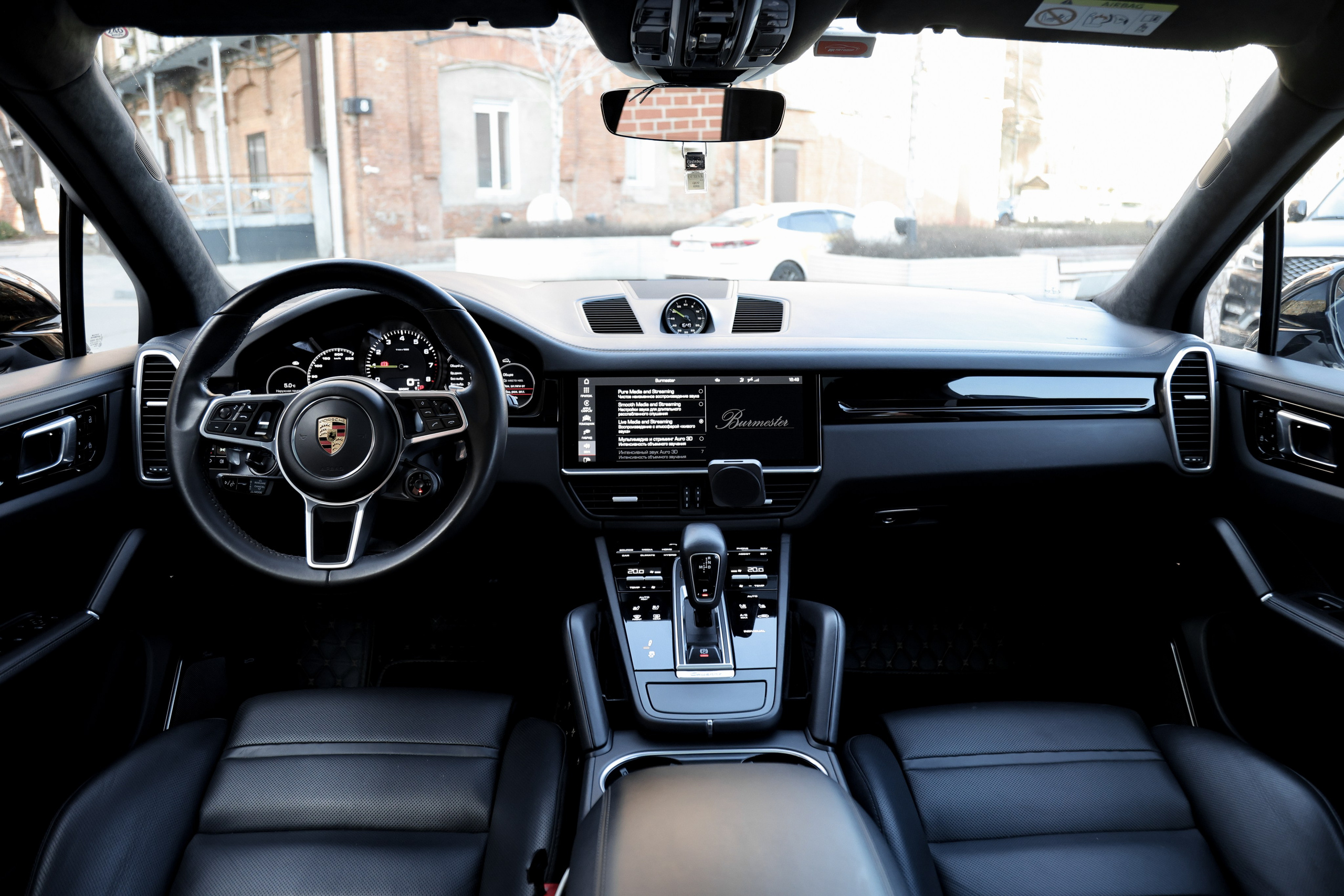 2020 Porsche Cayenne 3.0 AT. Mixturecaptures