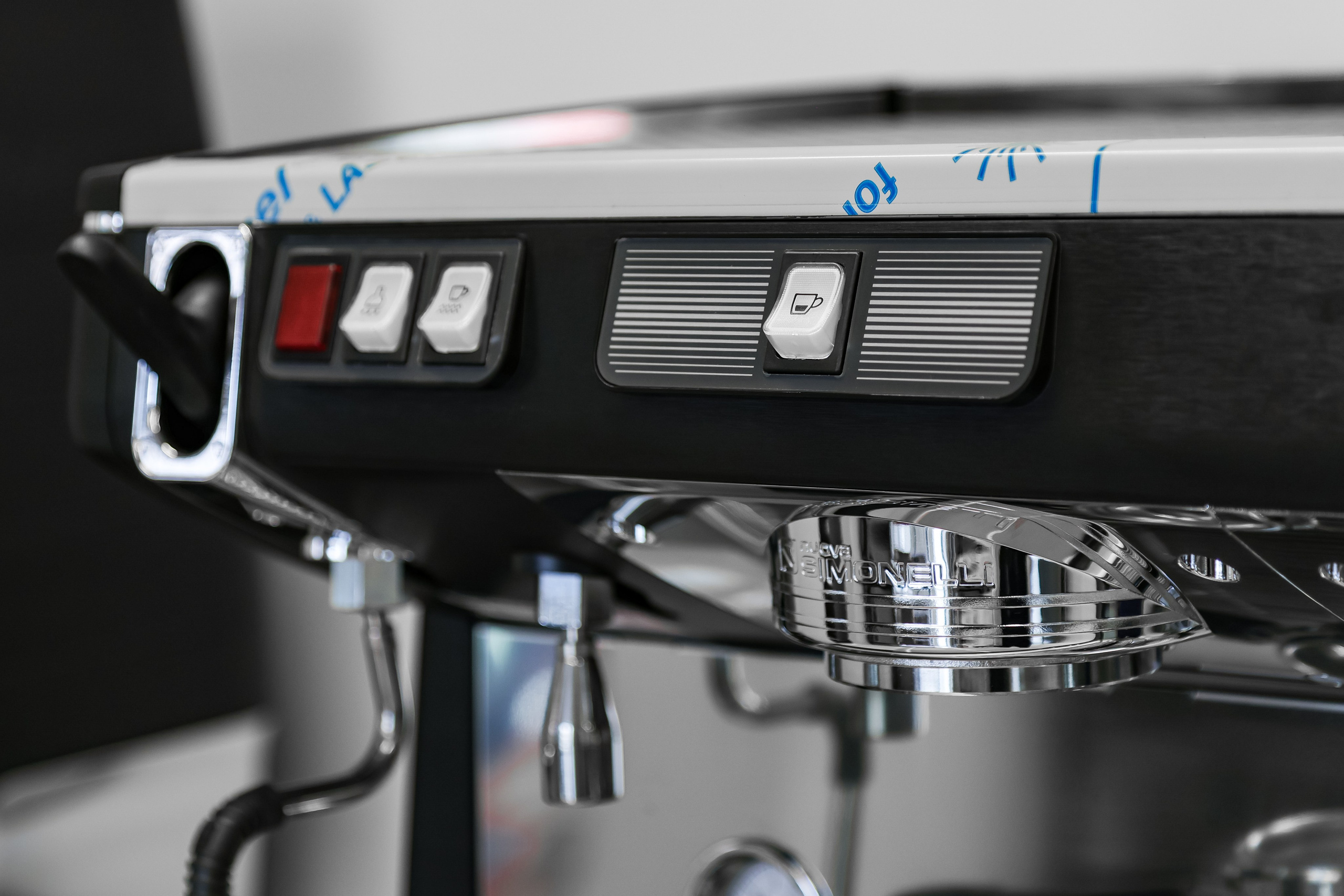 COFFEE MACHINES FOR MARKETPLACE. Mixturecaptures