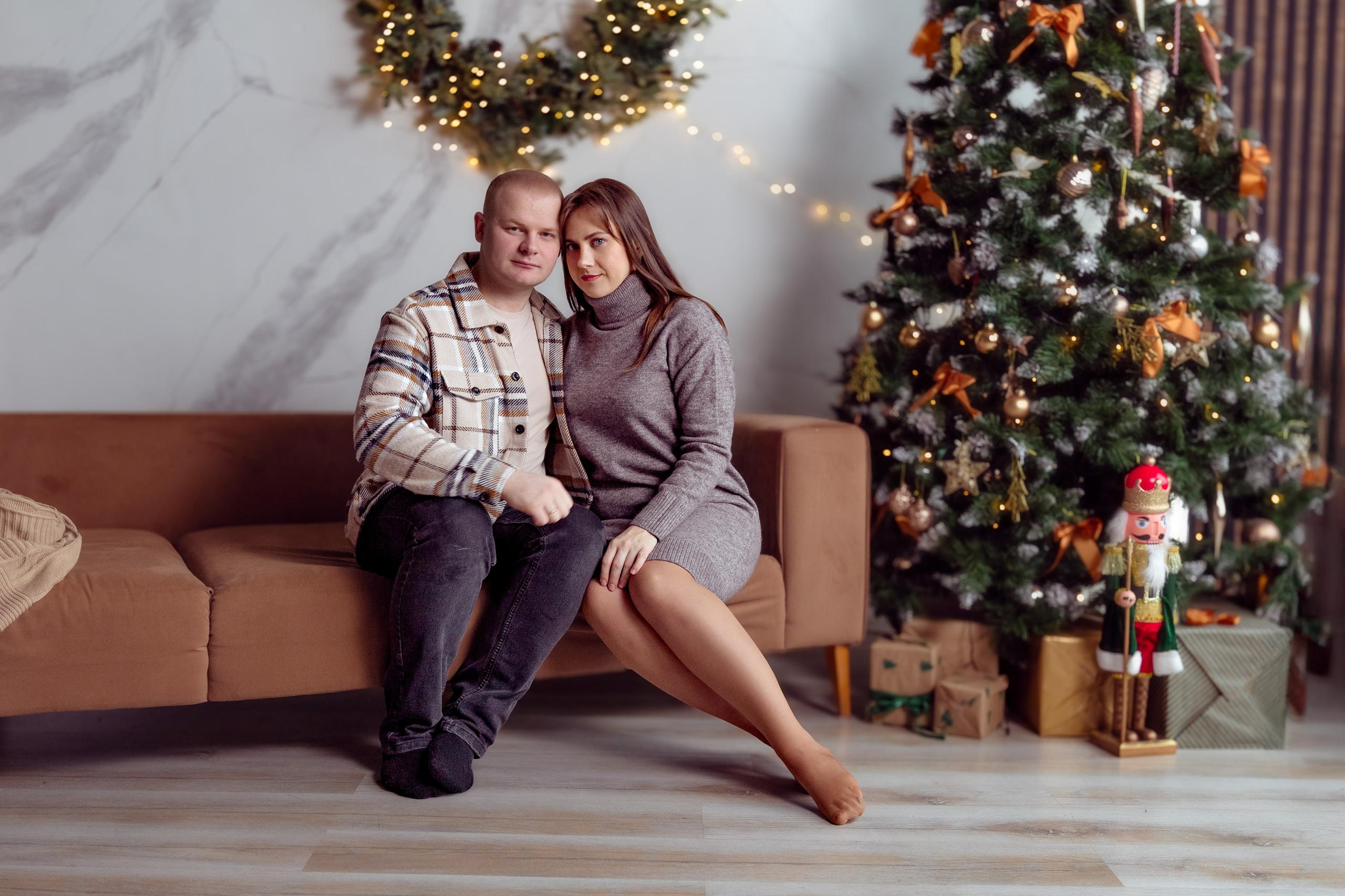 Семейная новогодняя фотосессия в студии Минска