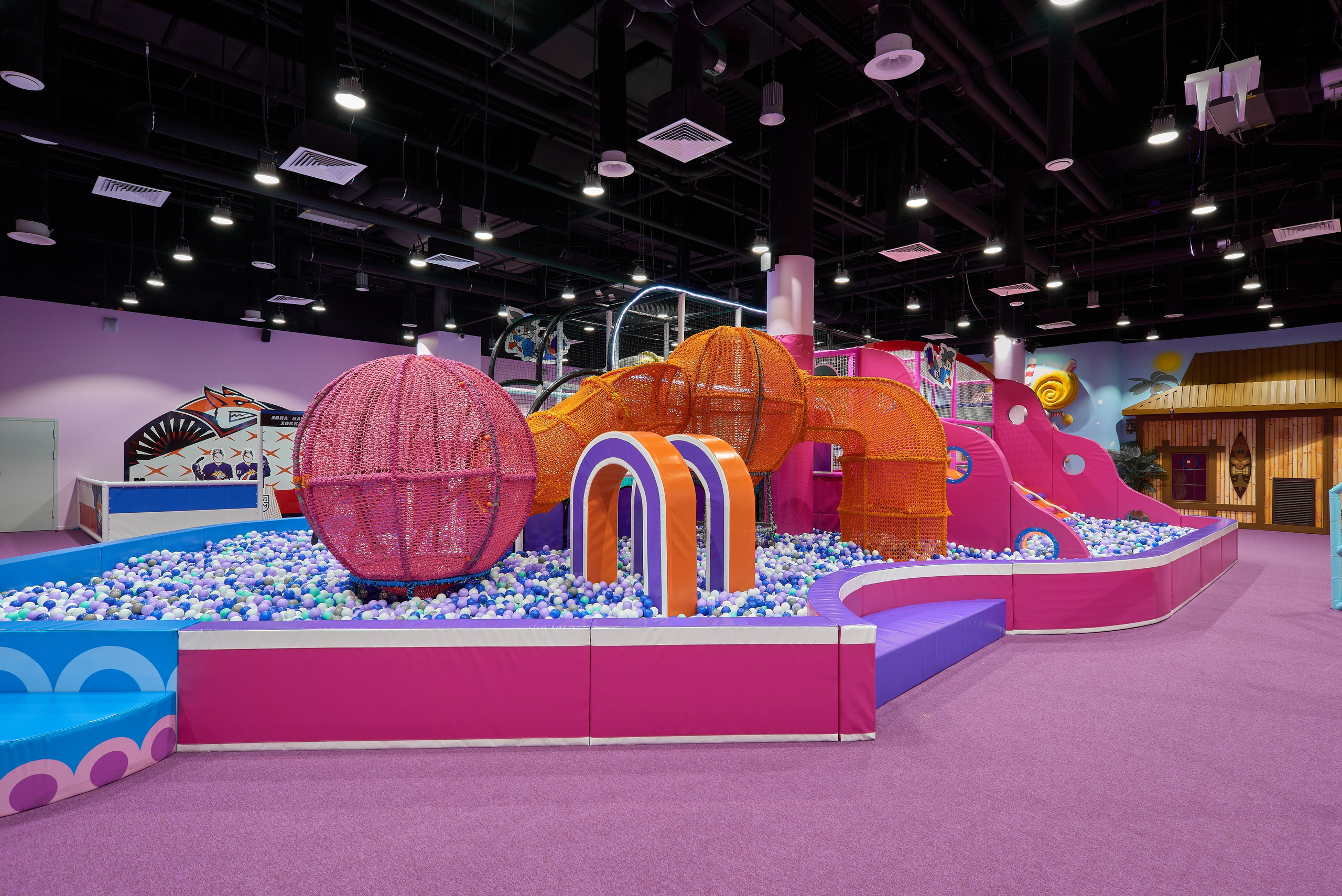 Детский центр Притяжение. Абросимов Лев интерьерный и архитектурный фотограф