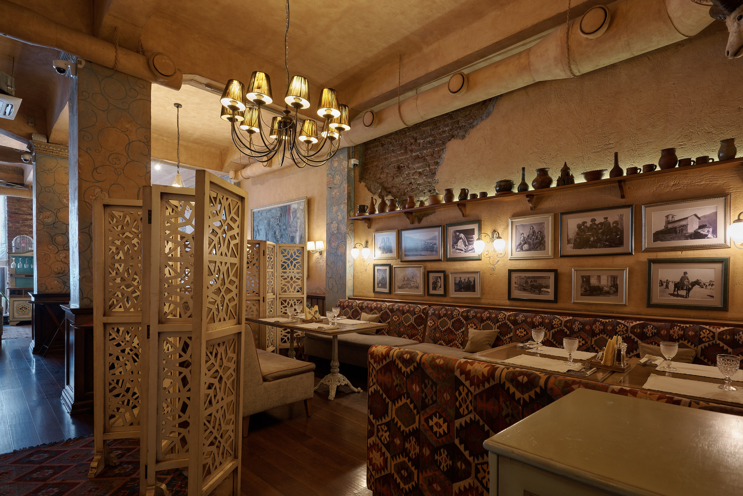 Хмели Сунели, Екатеринбург. Абросимов Лев интерьерный и архитектурный фотограф