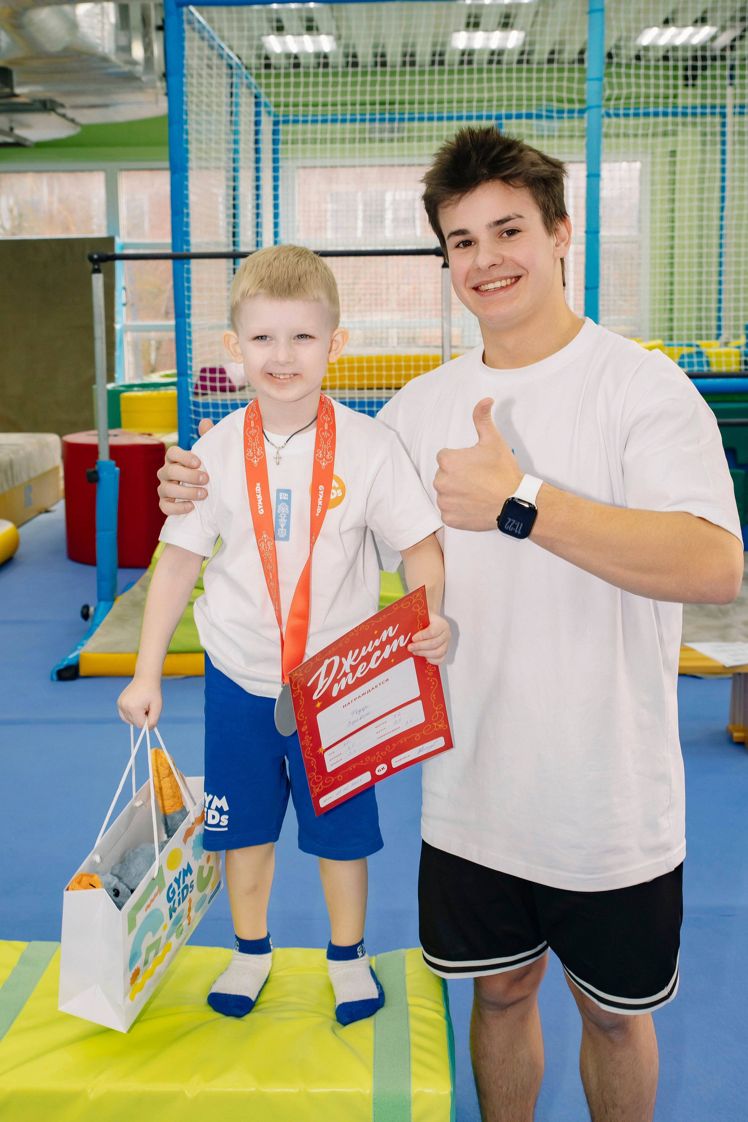 Соревнования по гимнастике в Gymkids Звенигород. Профессиональный фотограф в Москве | Заказать фотосессию и съемку