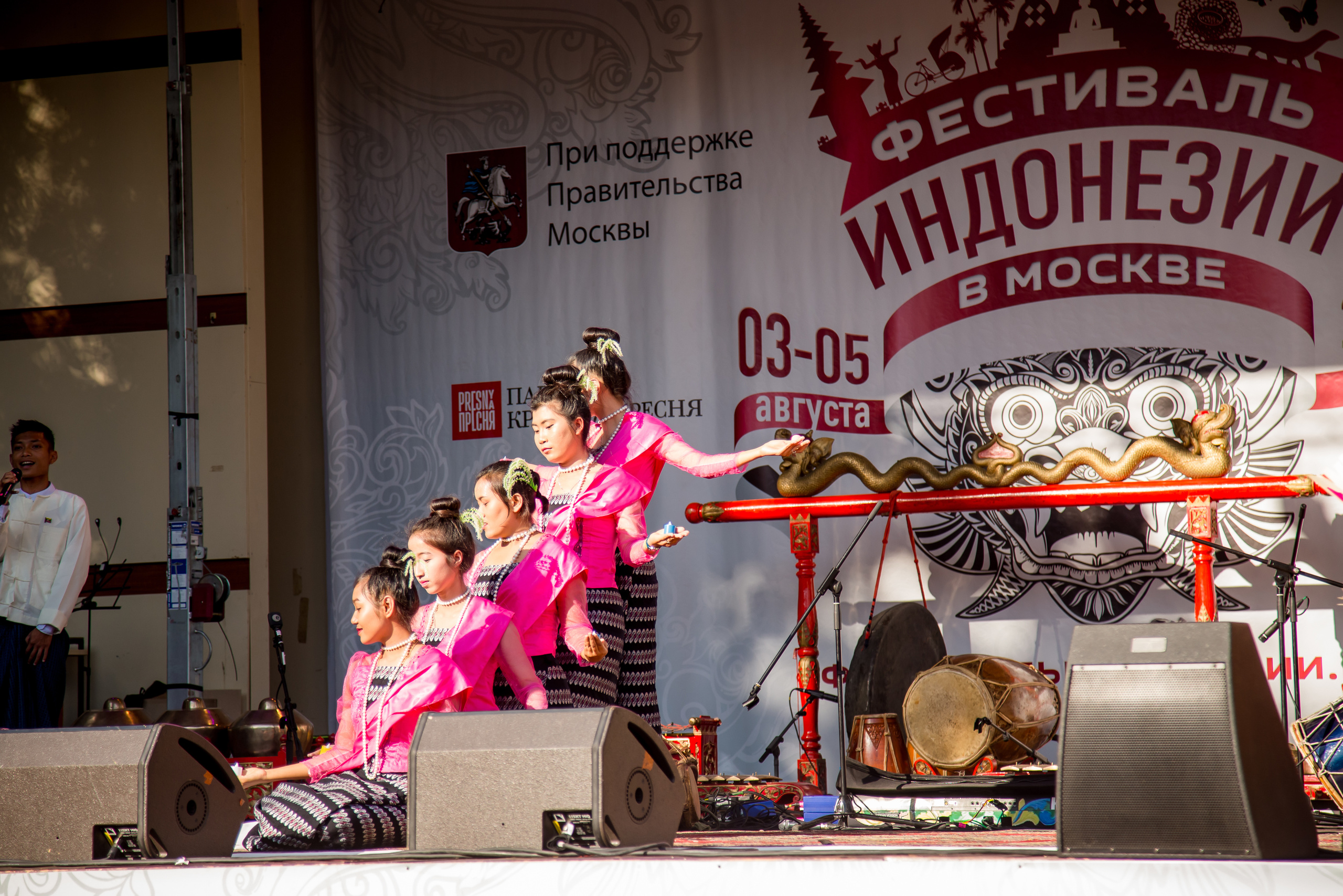 Фестиваль Индонезии. Свадебный Семейный Репортажный фотограф в Москве