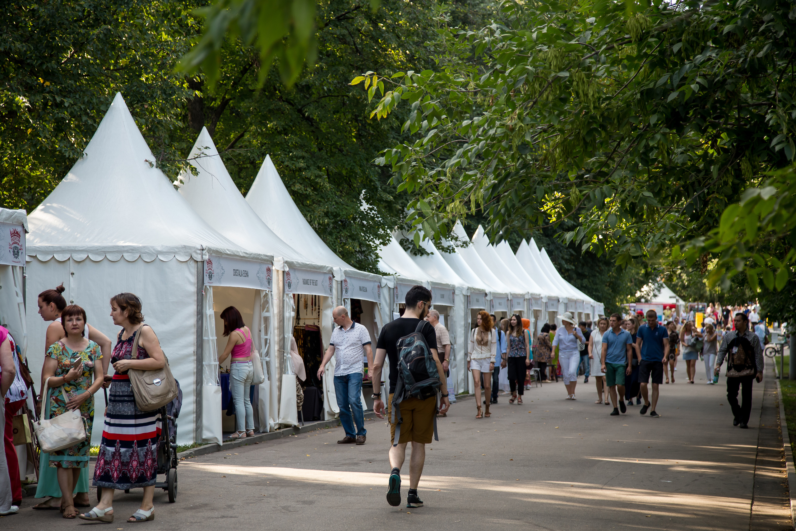 Фестиваль Индонезии. Свадебный Семейный Репортажный фотограф в Москве