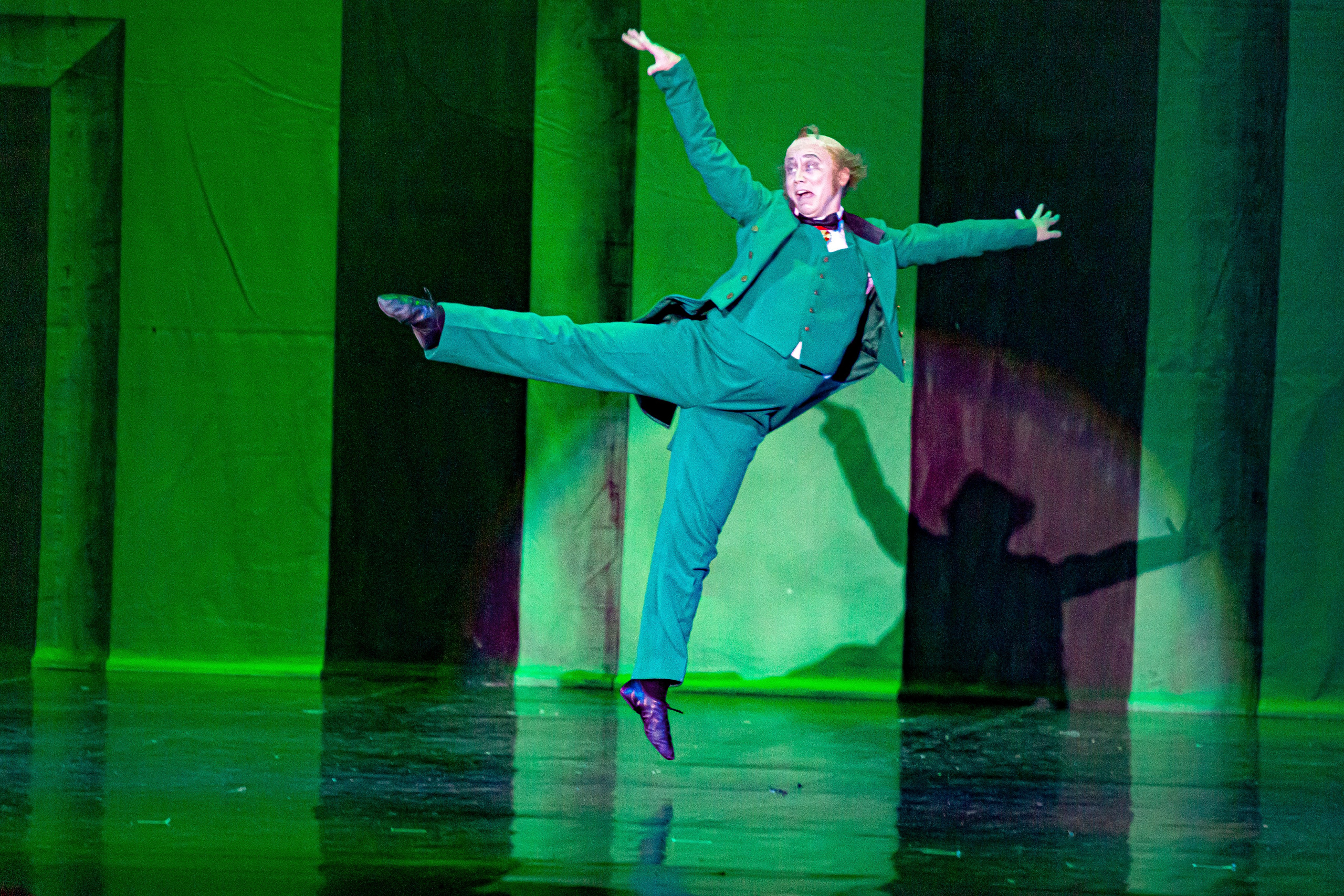 Анюта — спектакль — премьера на сцене Зимнего театра Марийского театра оперы и балета. Фотограф в Сочи Юрий Шептаев