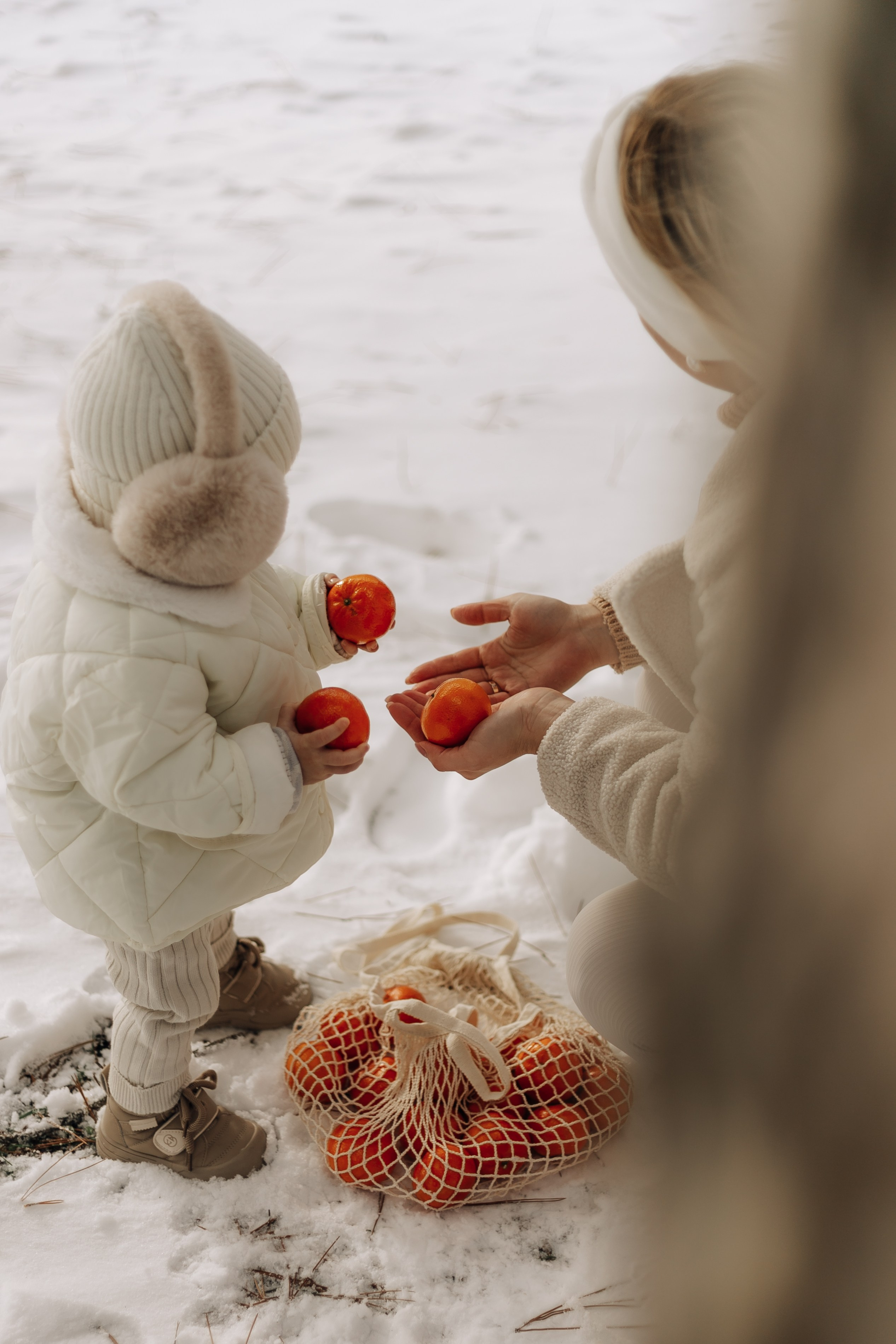 Евгений, Александра и Василиса в лесу. Фотограф в Крыму | Виктория Нотевская