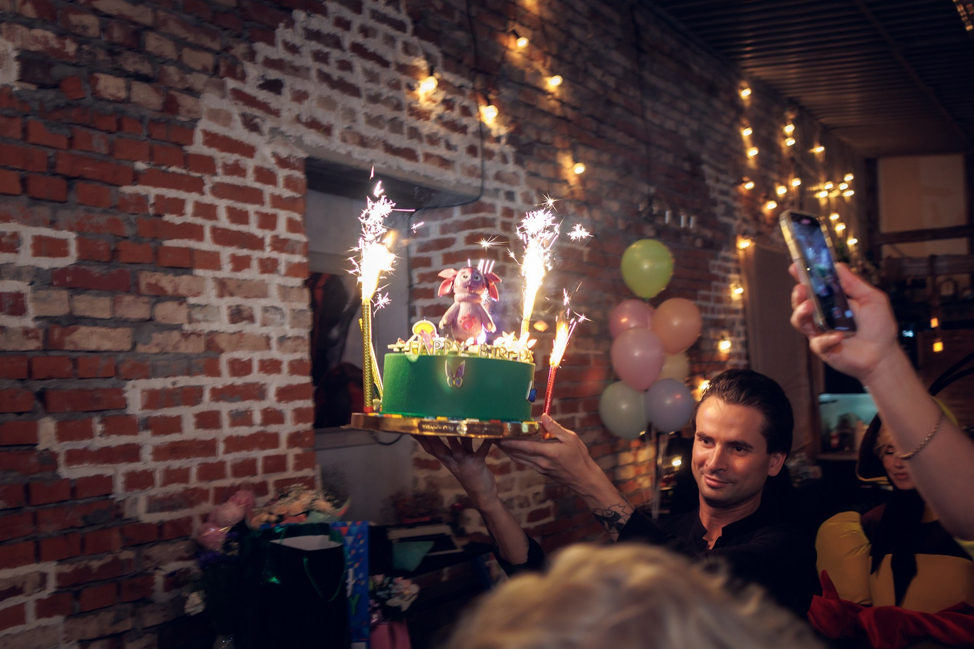 ДР В ЛОФТЕ. Свадебный и репортажный фотограф в Москве и Московской области