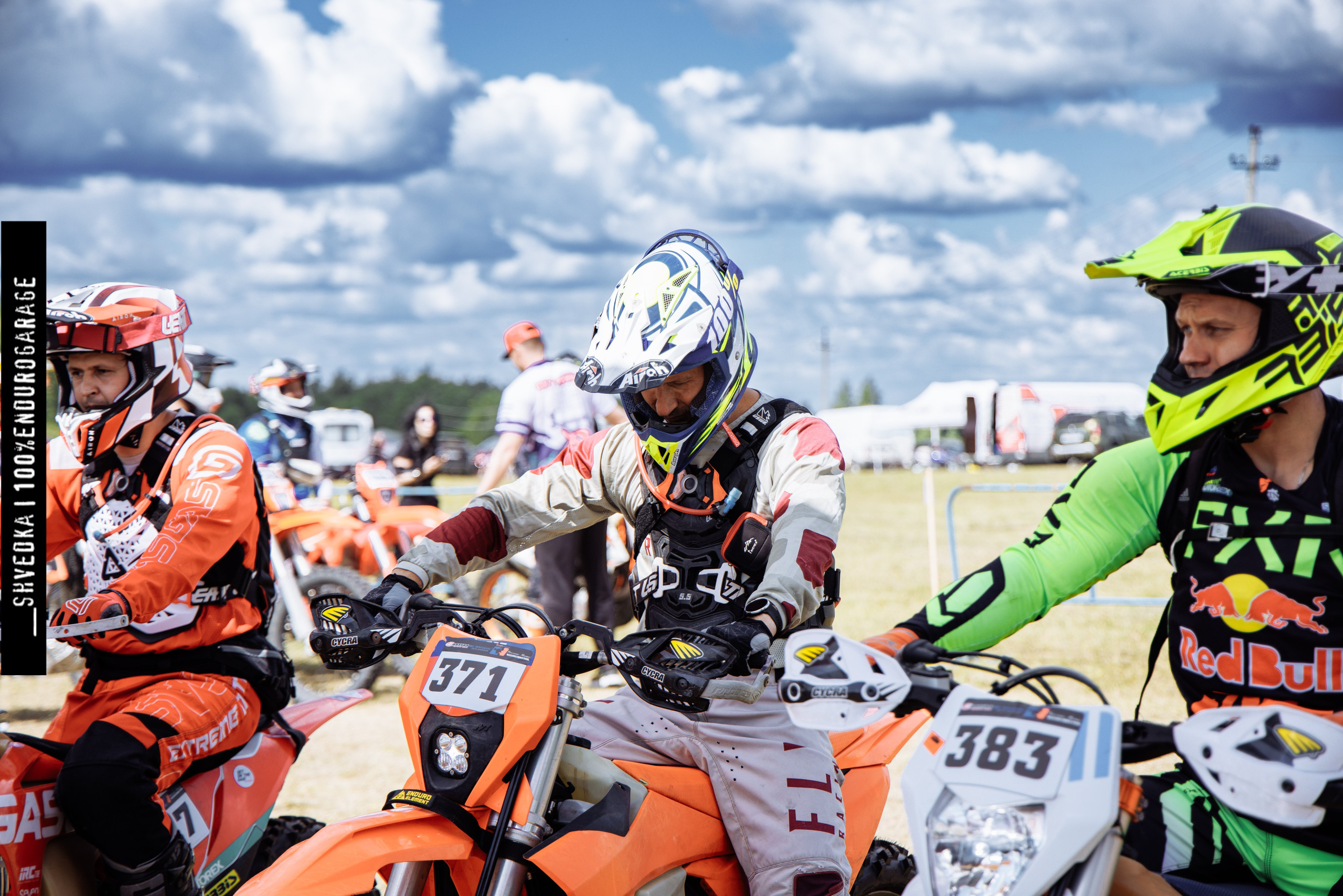 ПЕРВЫЙ ЛЕСНОЙ ДЕНЬ. Ваш экстрим фотограф Кудрева Яна