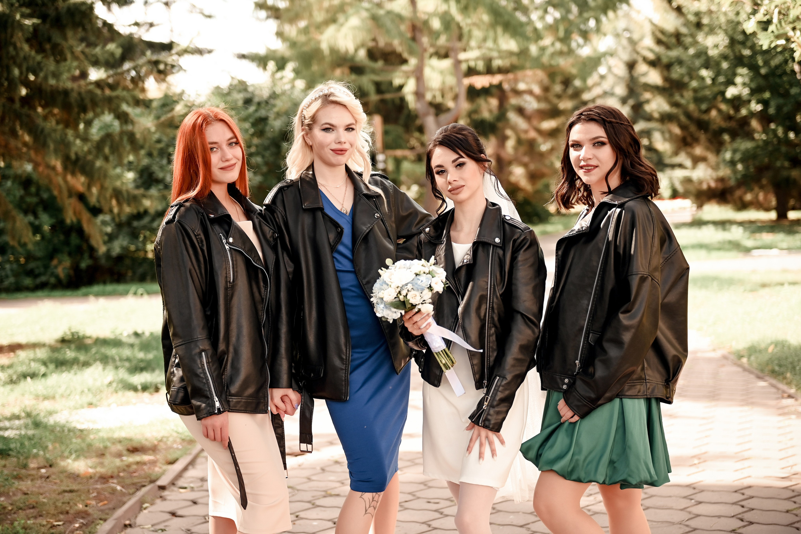 Небольшая часть фото со свадебной съемки Алексея и Даши. Свадебный, семейный, детский, контент фотограф в Омске Максим Ильин