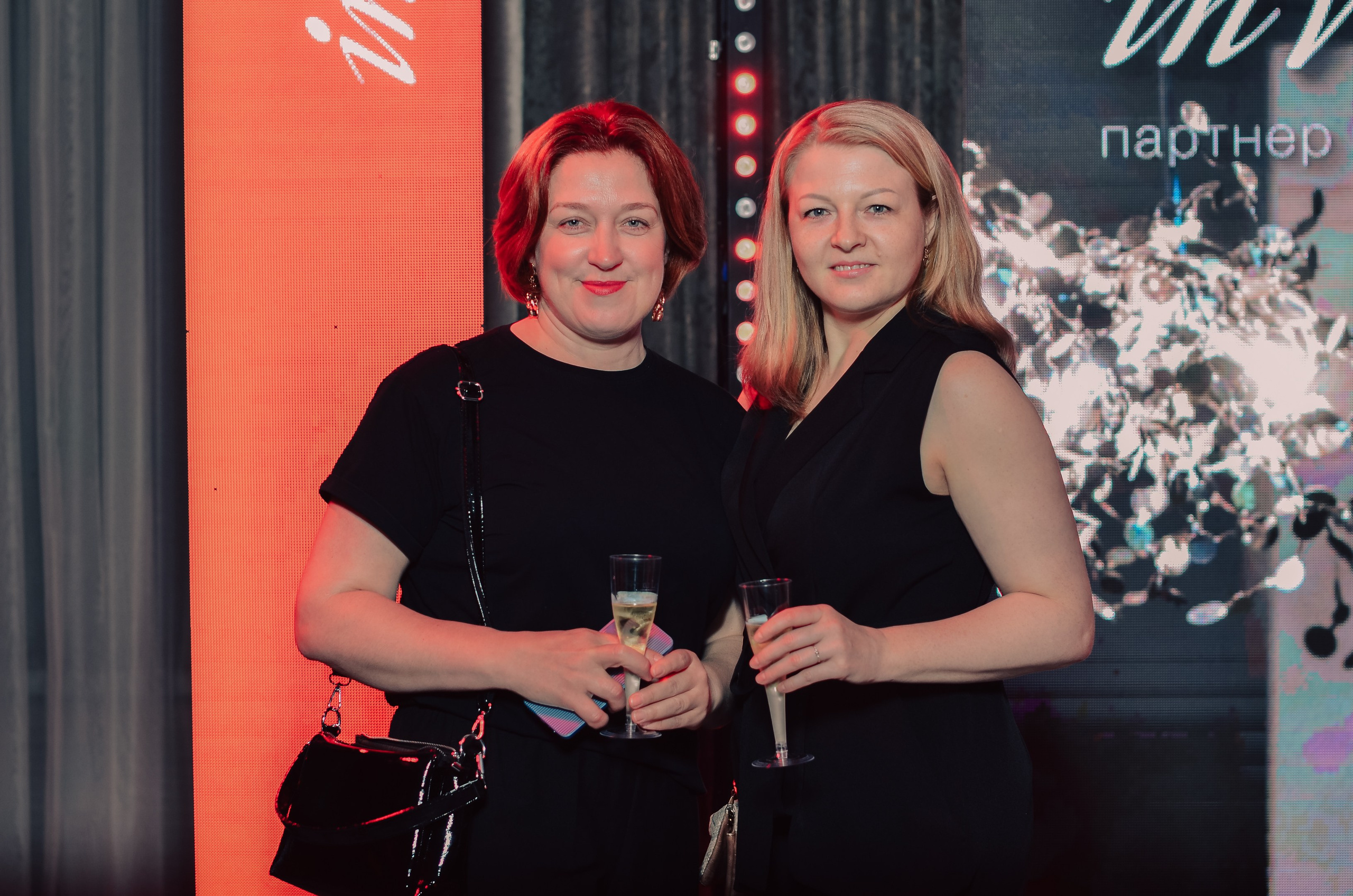 Фоторепортаж танцевального мероприятия. Денисова Аля — фотограф для парных съемок и индивидуальных историй в Барнауле