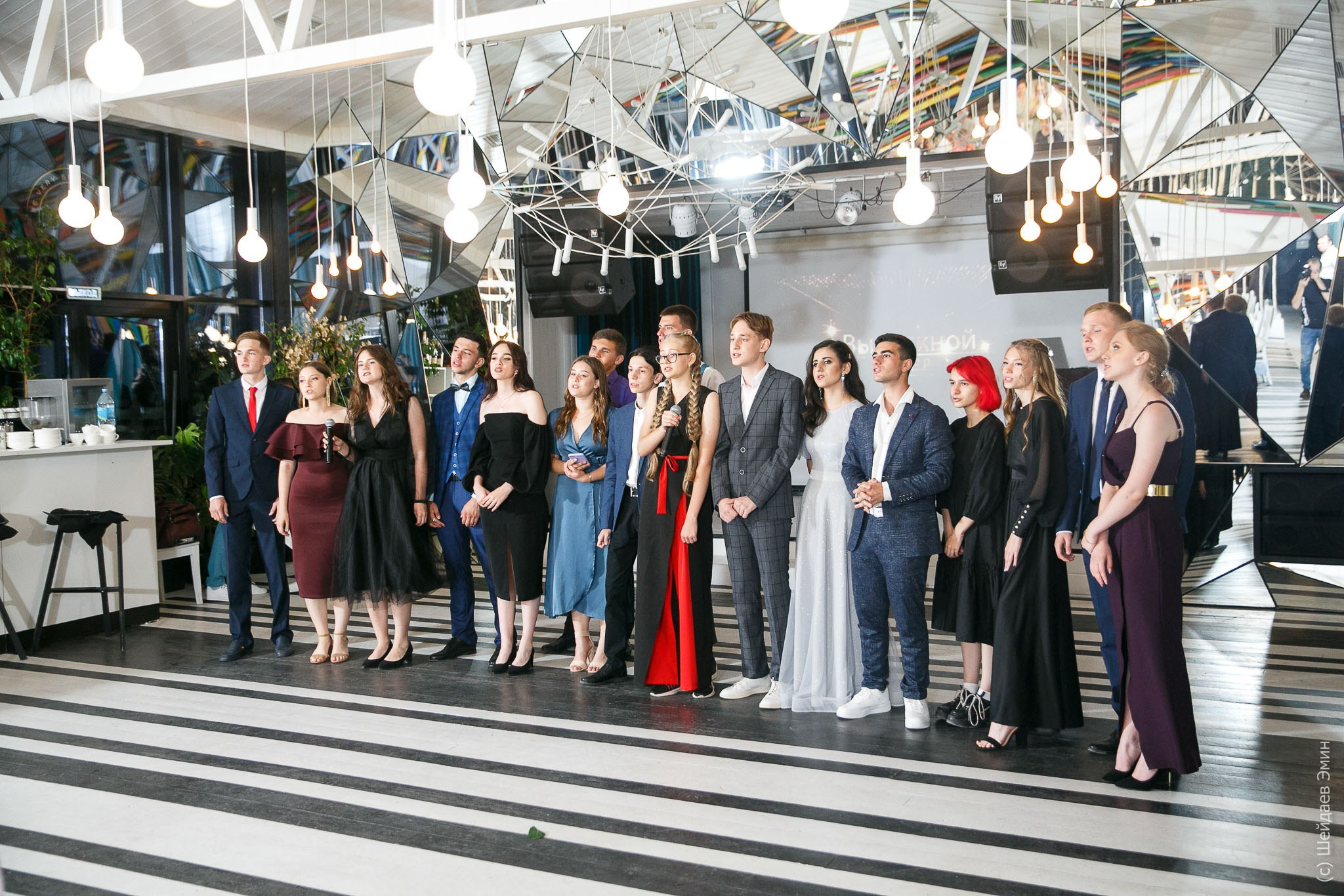 Выпускной — 2021. Фотограф Шейдаев Эмин г. Волгоград