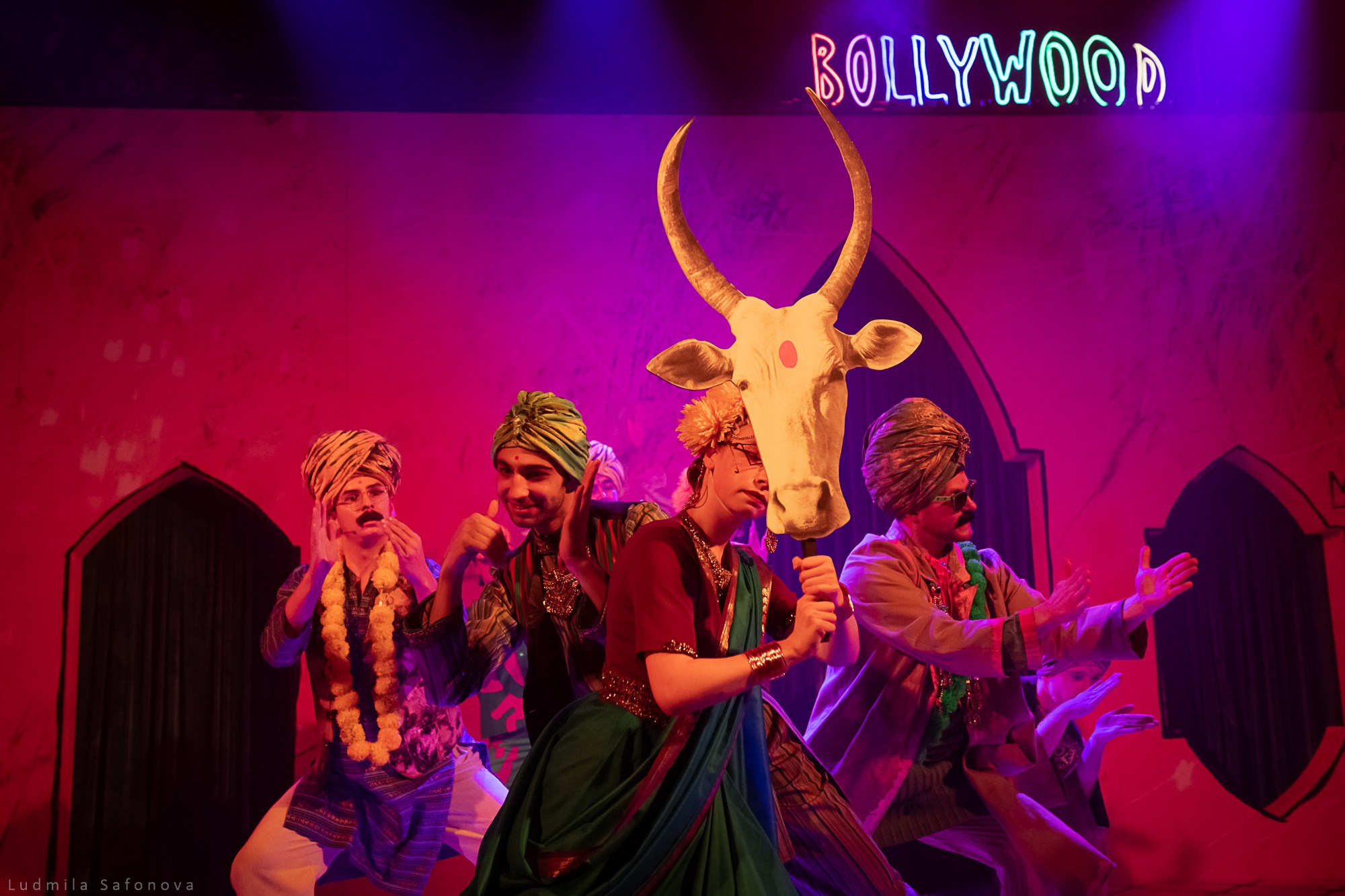 МХТ им. Чехова. Морж, учитель и поэт. Lucytheatre