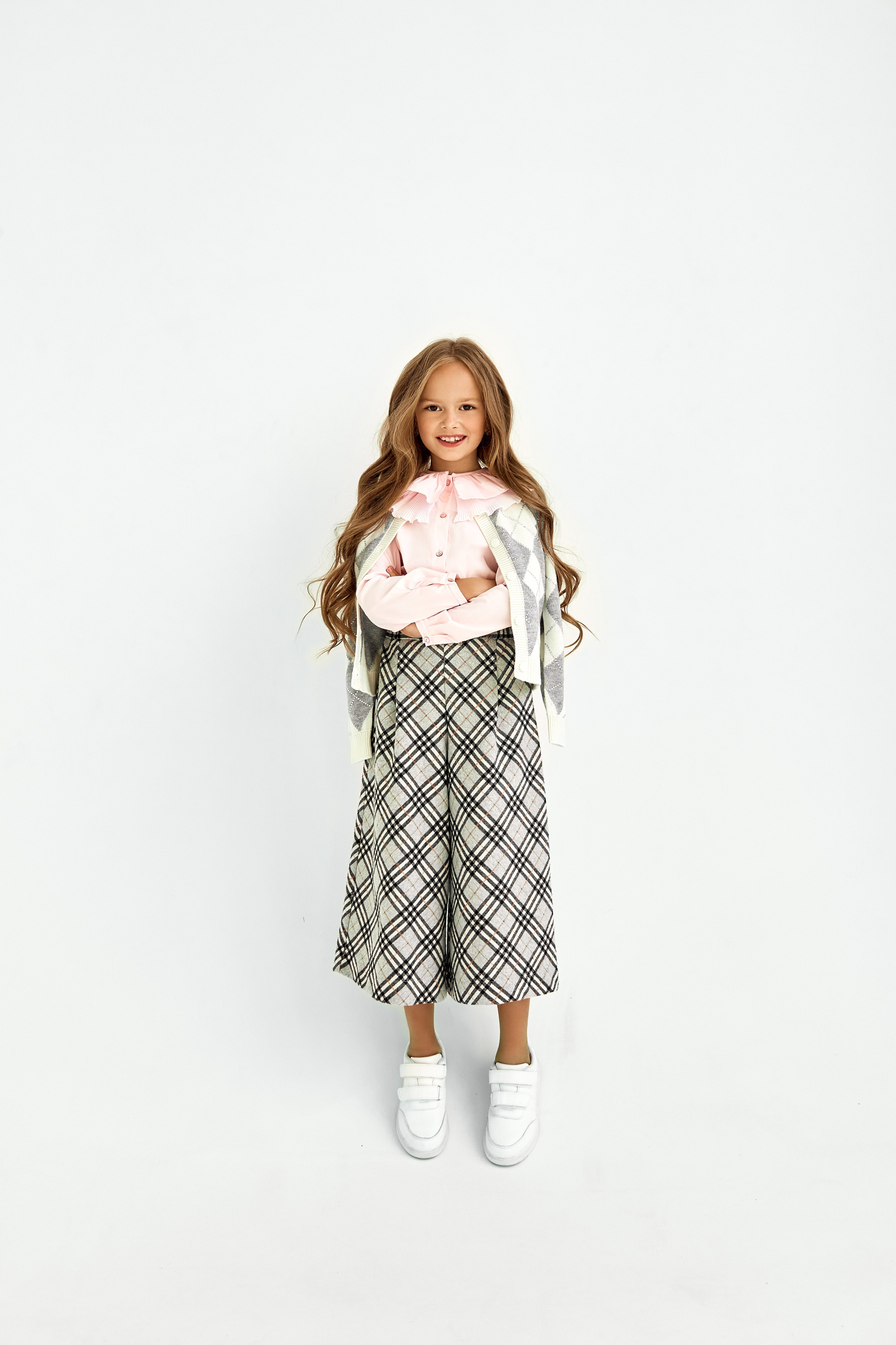 Полина Д. ТМ Продакшн — Съемка для маркетплейсов в Москве