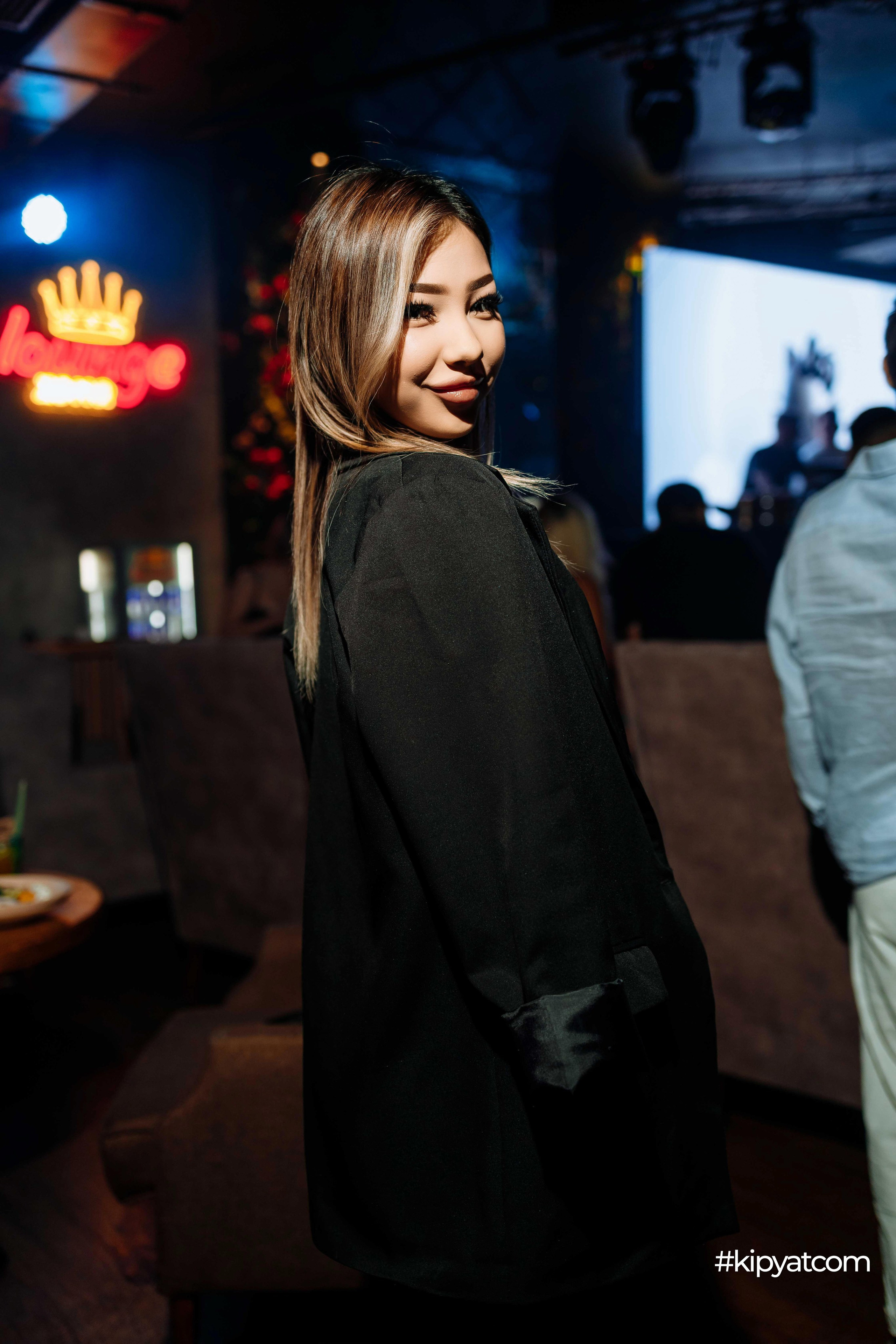 The Queen Prive. Кипятком Шымкент