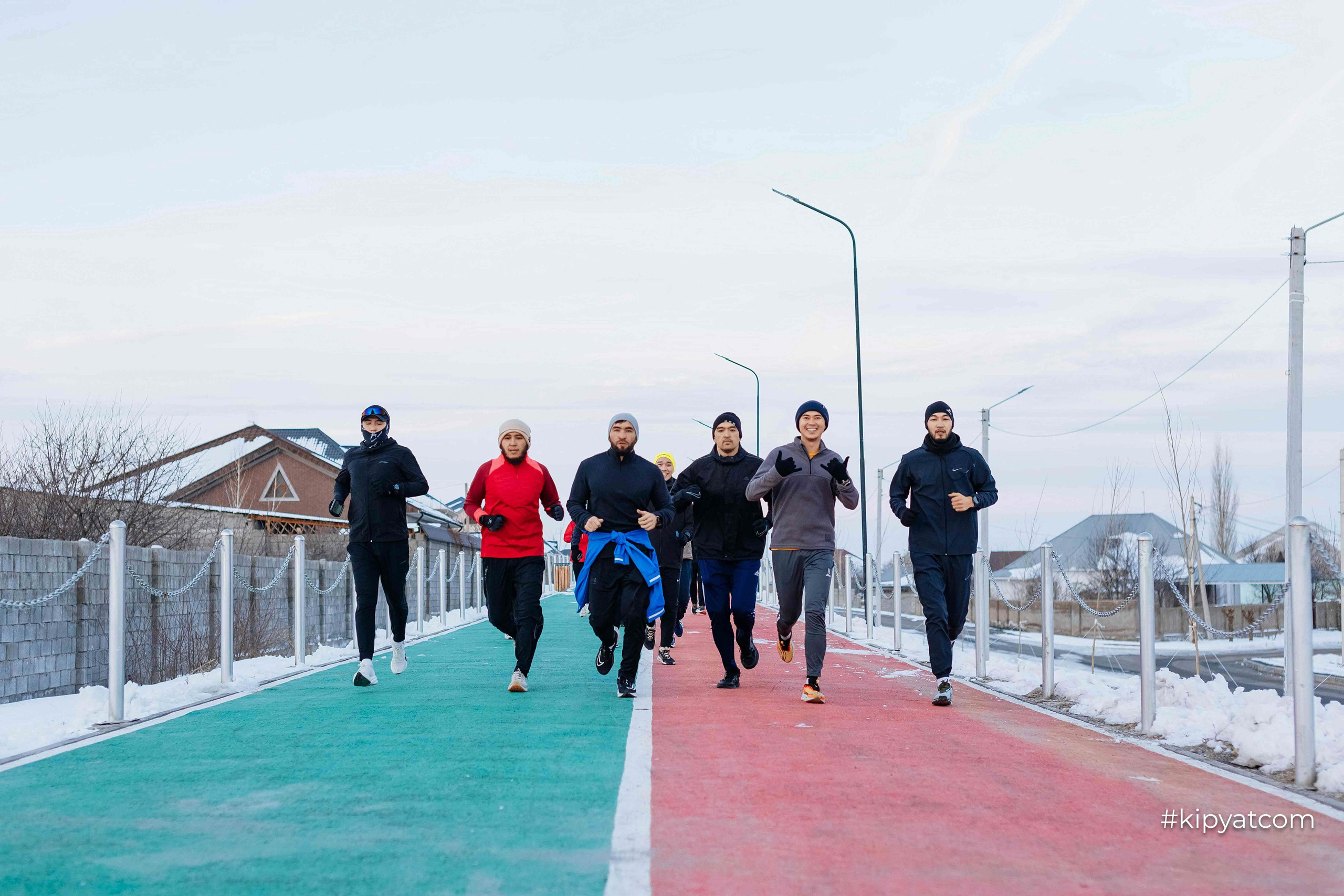 RUNHARD BY SPORTNATION