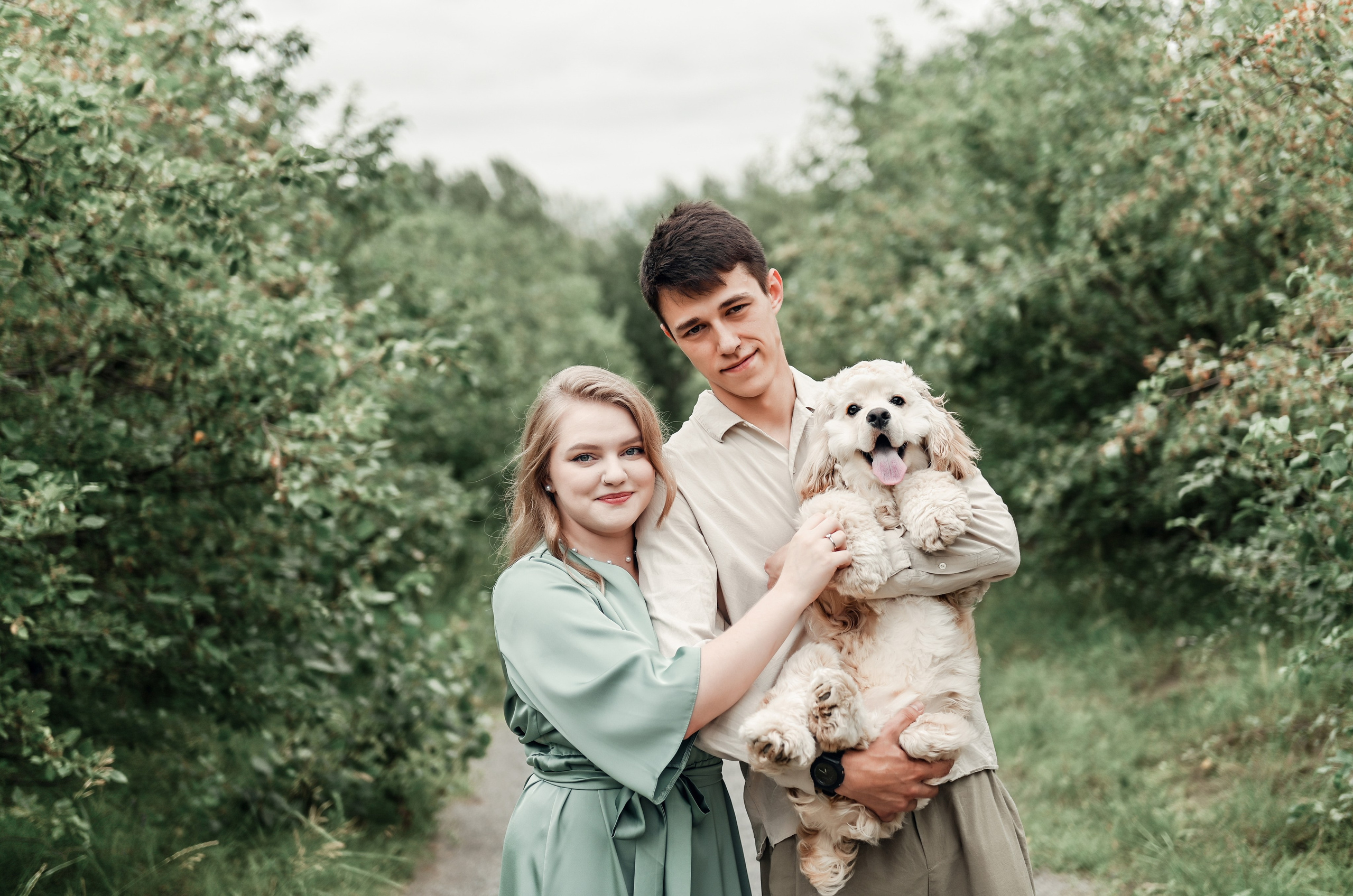 Love story прогулка вместе с песиком))). Свадебный, семейный, детский, контент фотограф в Омске Максим Ильин