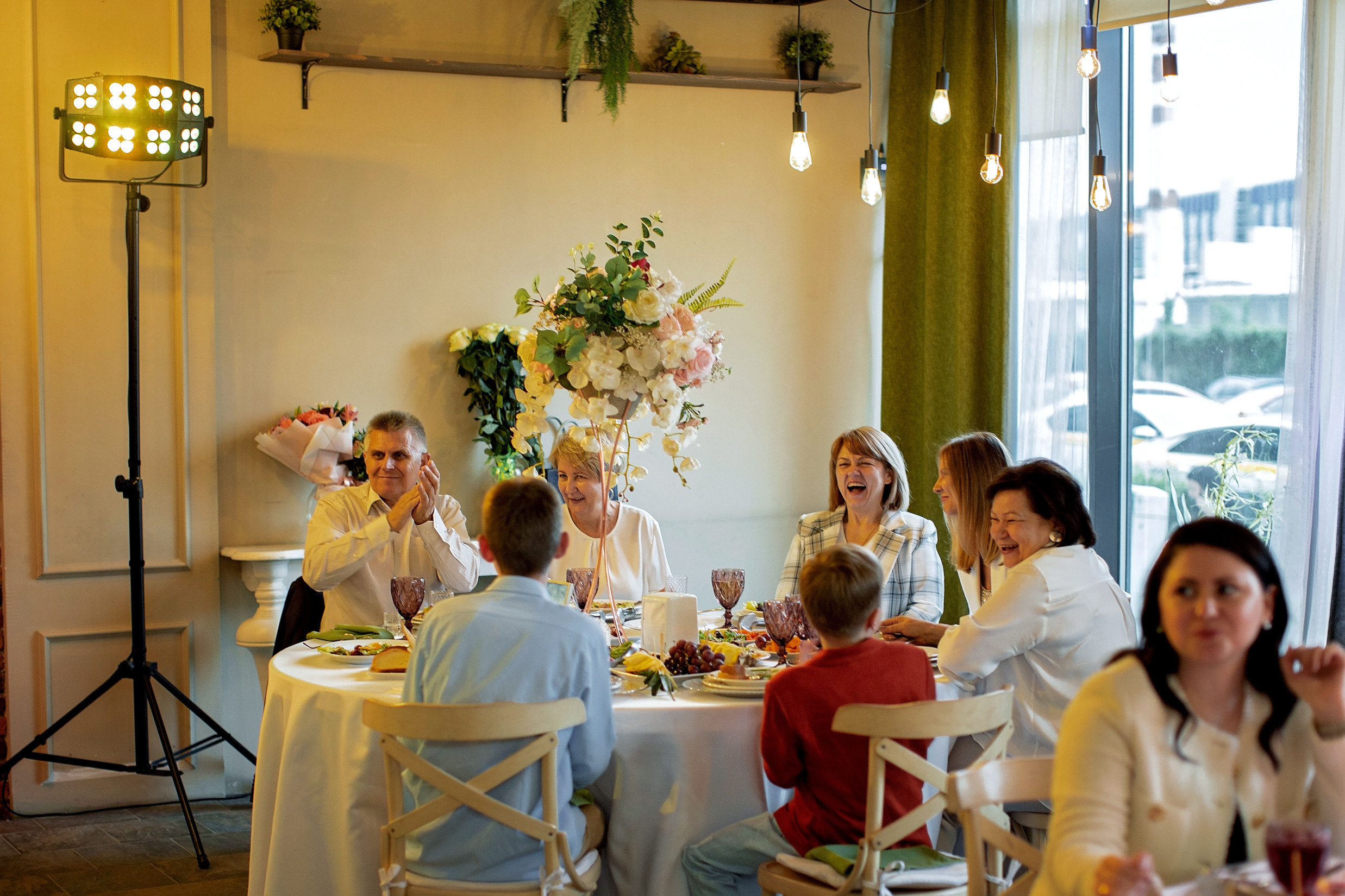 Свадьба с гостями. Свадебный и портретный фотограф Москва