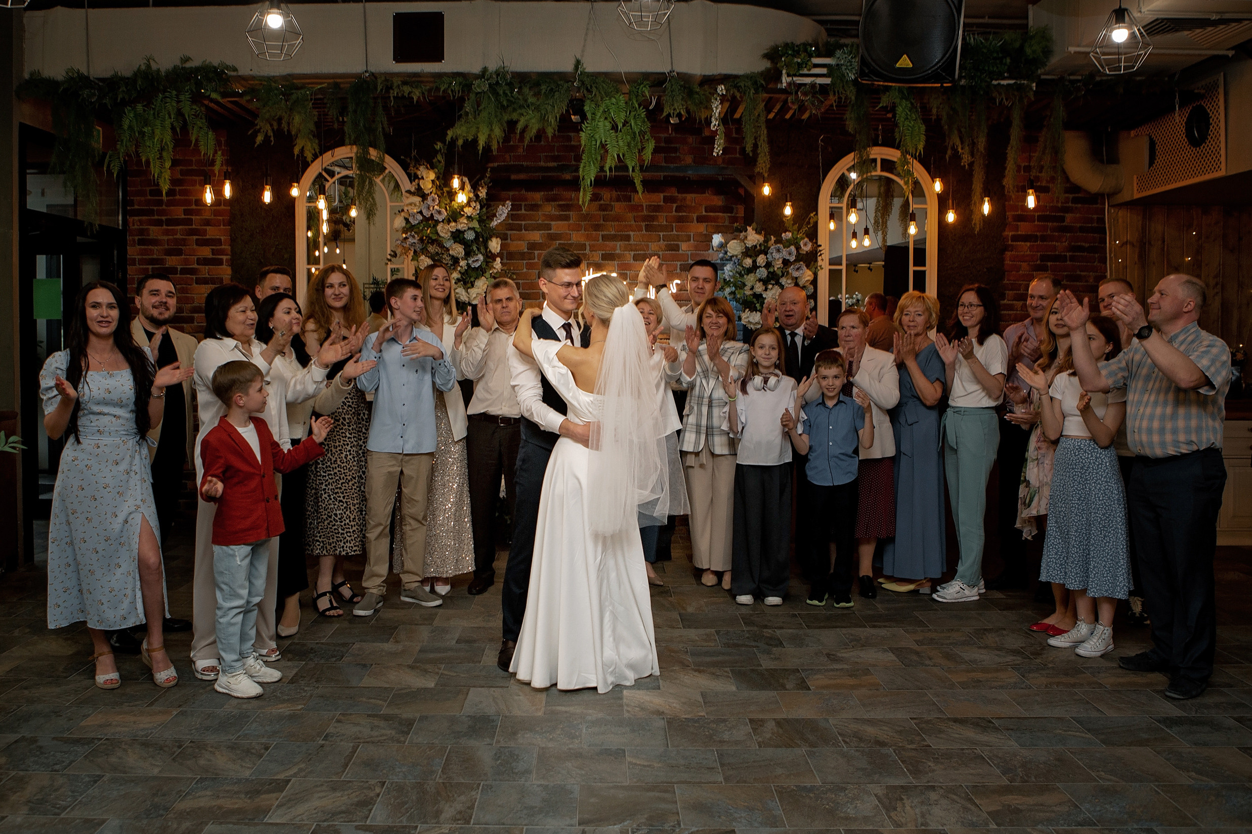 Свадьба с гостями. Свадебный и портретный фотограф Москва