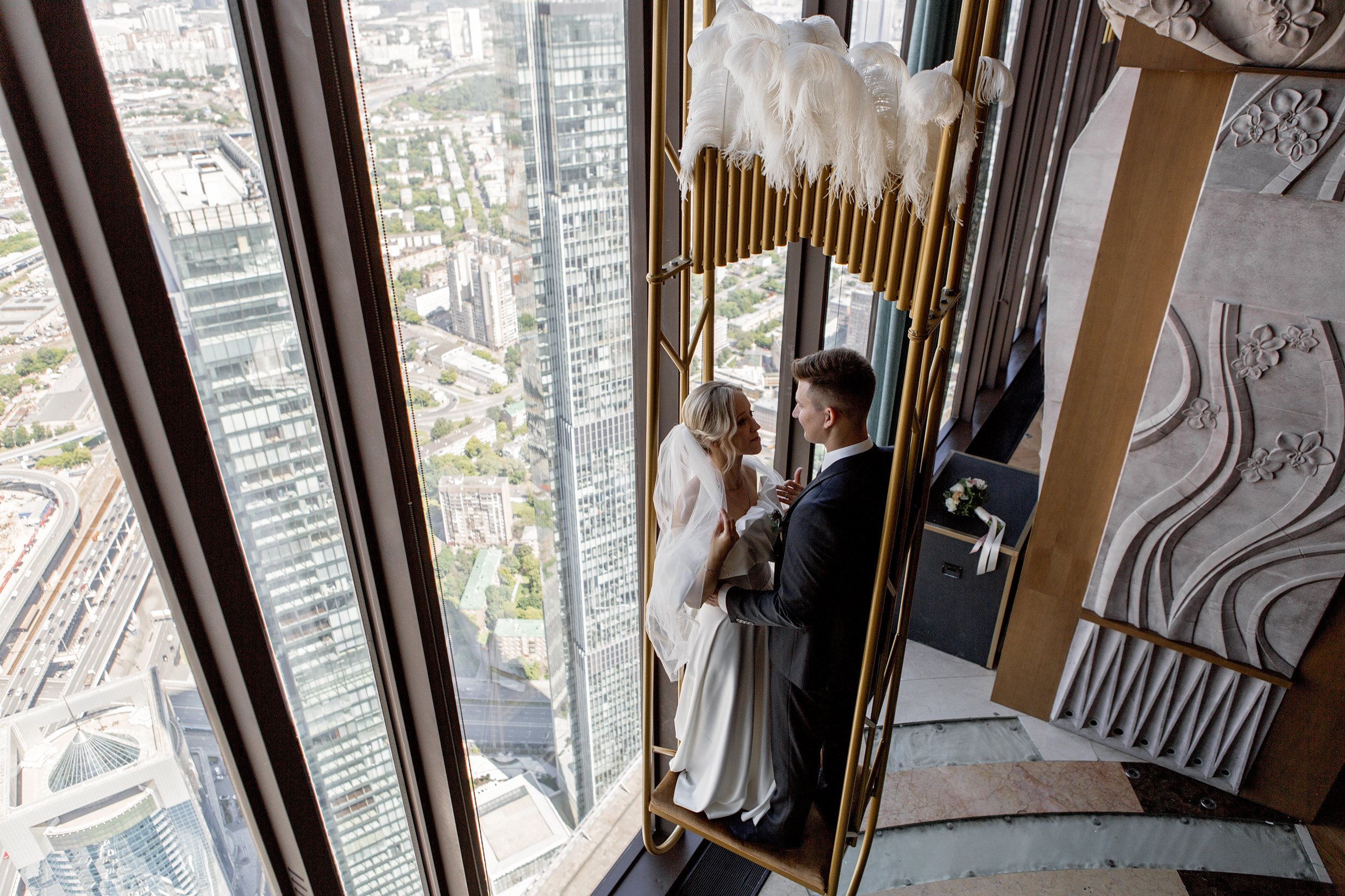 Свадебная фотосессия в ресторане Birds