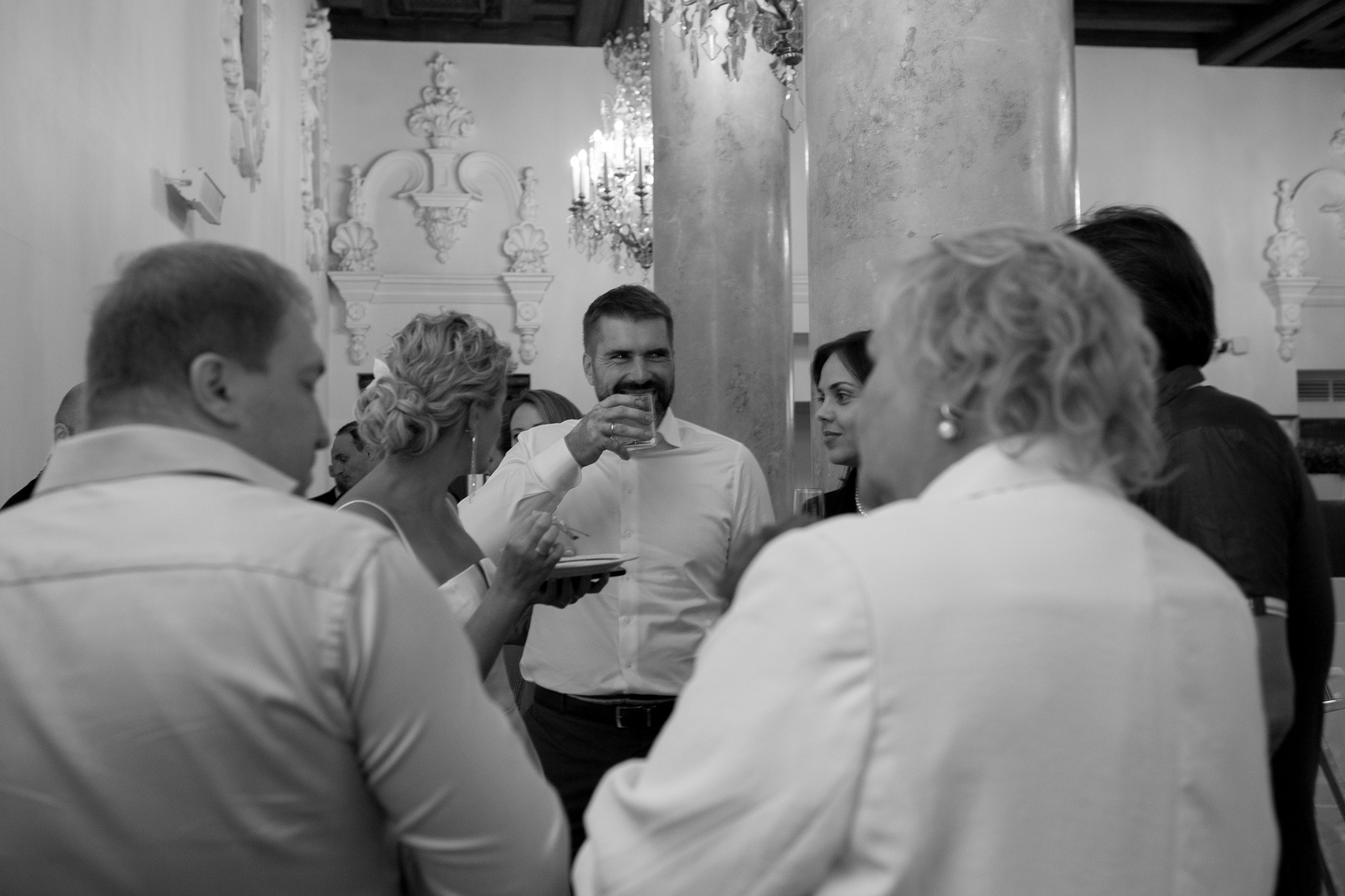 Свадьбас гостями. Свадебный и портретный фотограф Москва