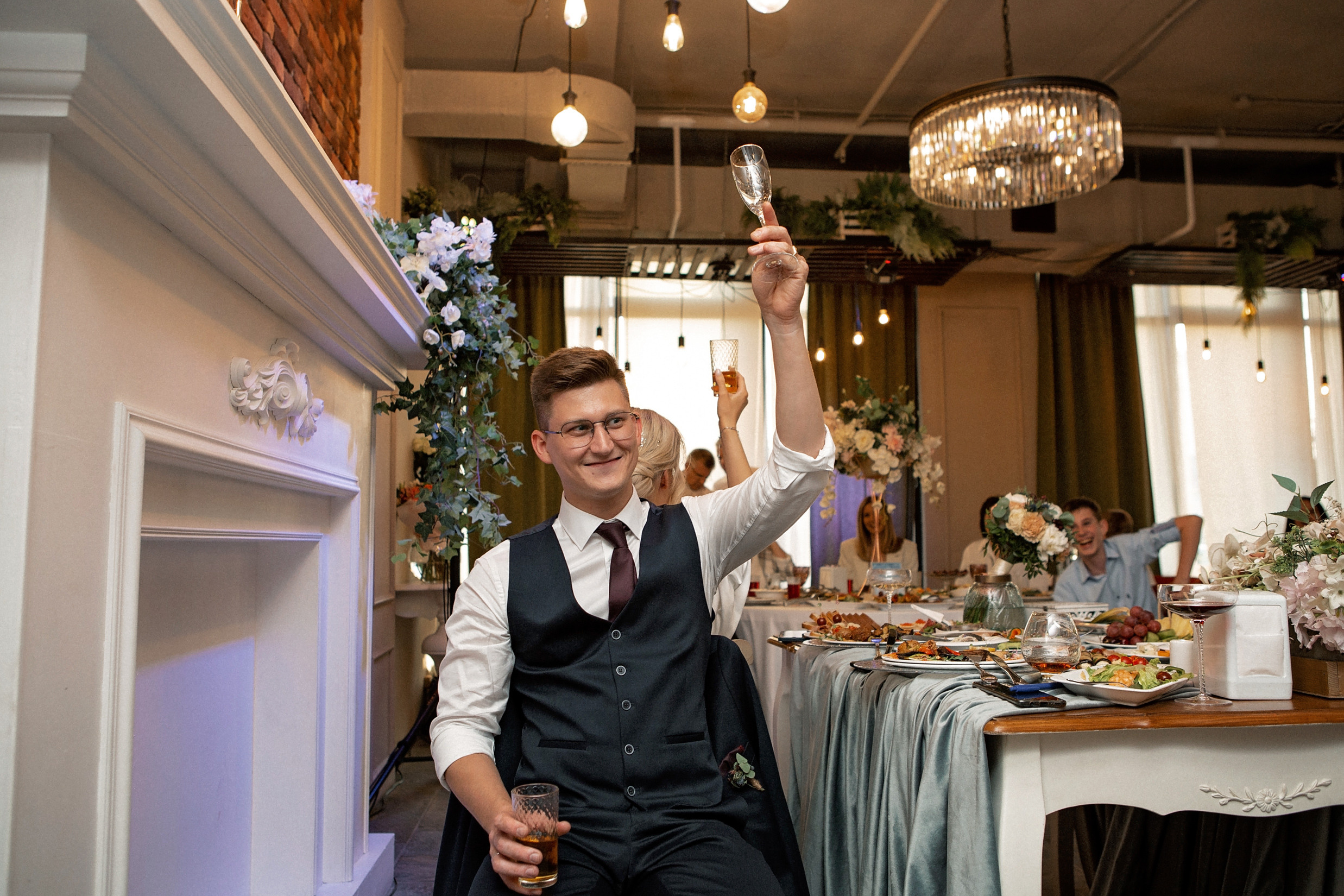 Свадьба с гостями. Свадебный и портретный фотограф Москва