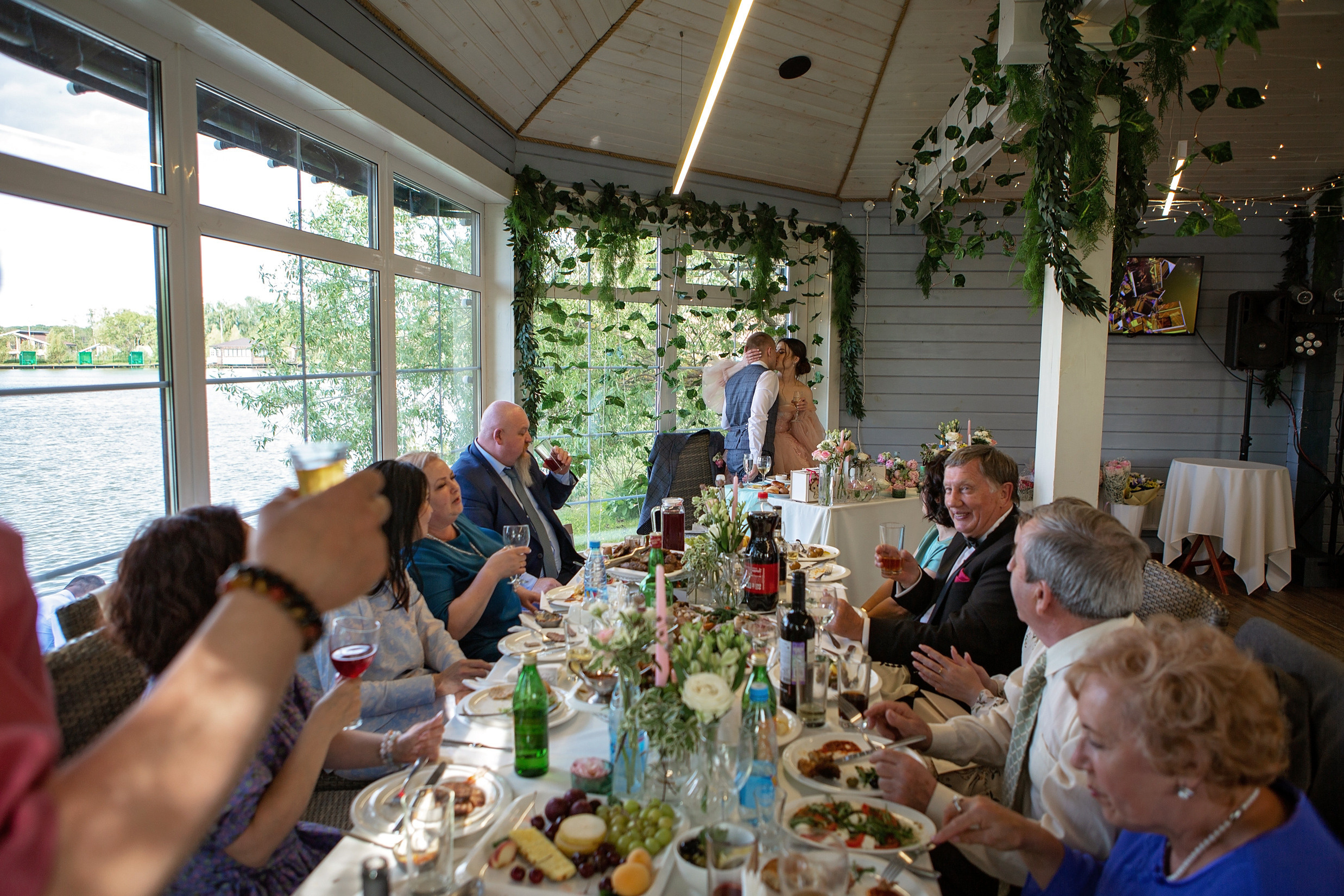 Свадьба с гостями. Свадебный и портретный фотограф Москва