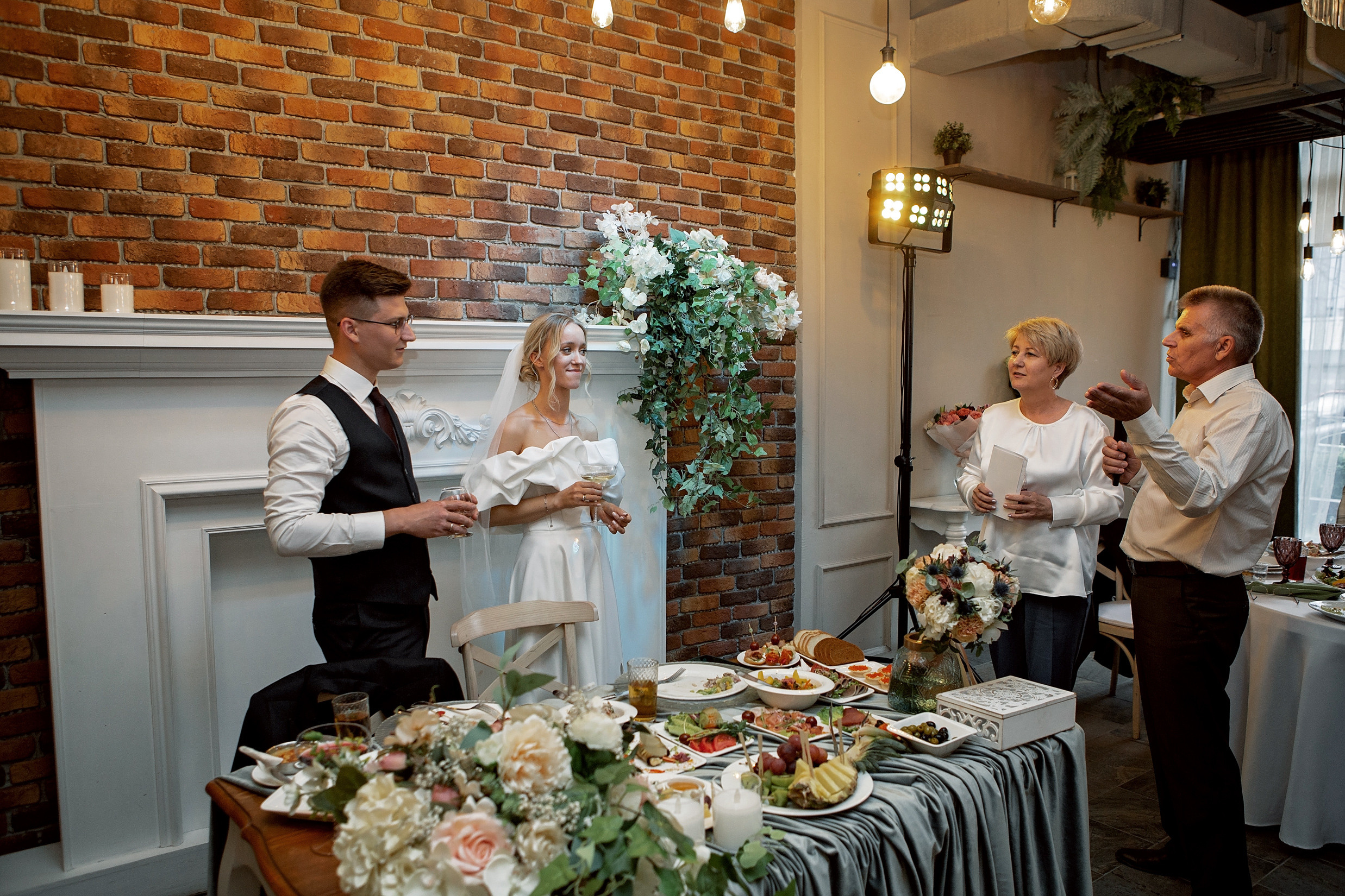Свадьба с гостями. Свадебный и портретный фотограф Москва