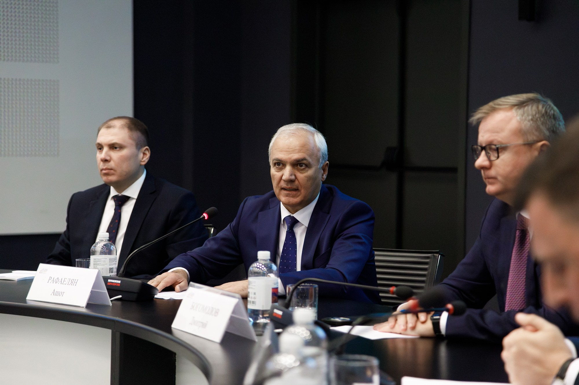 «Строим будущее Сибирь» 2025. Бизнес фотограф в Новосибирске Александр Рощин