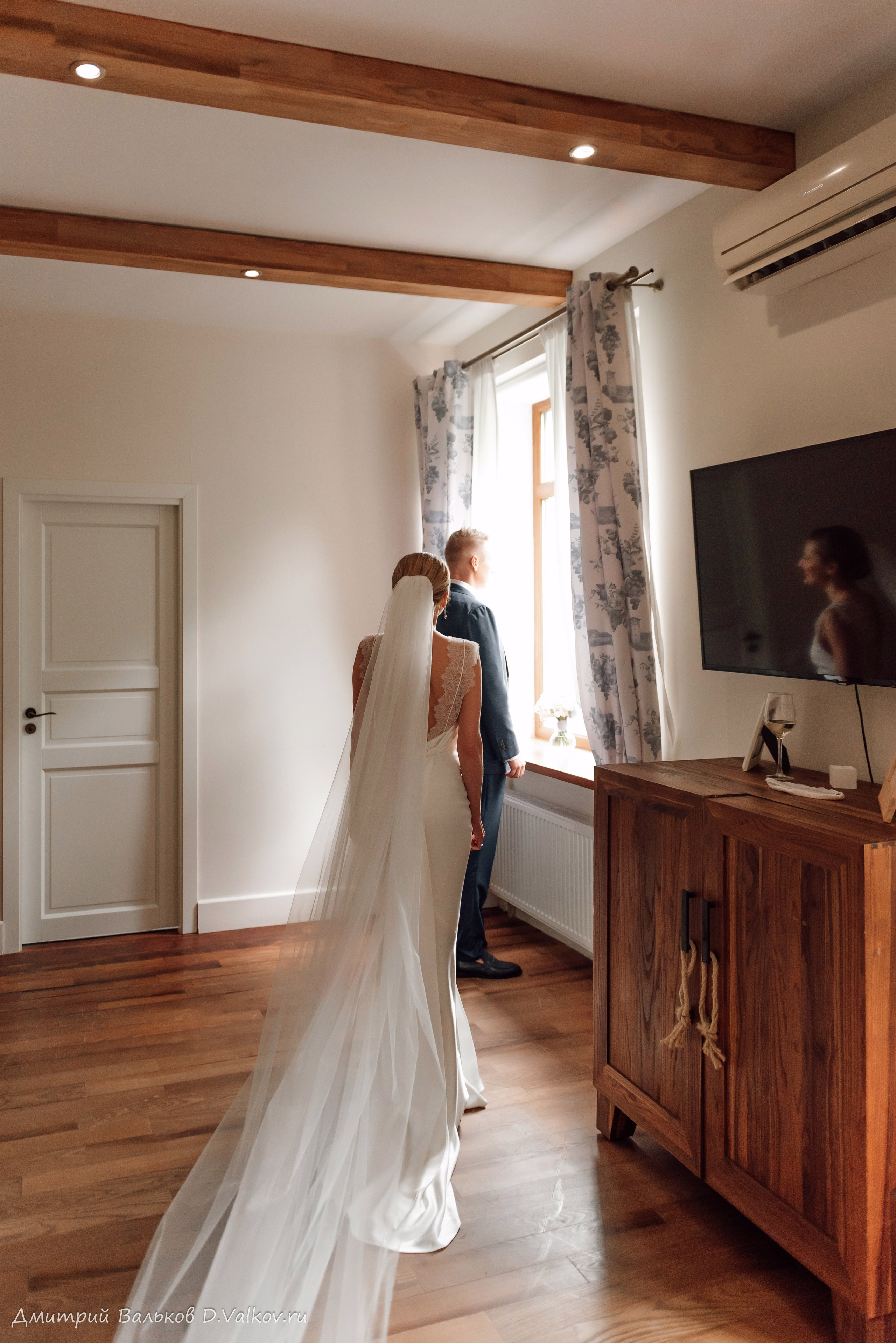 Сборы Михаила и Марины. Интерьерный и репортажный фотограф в Краснодаре Дмитрий Вальков