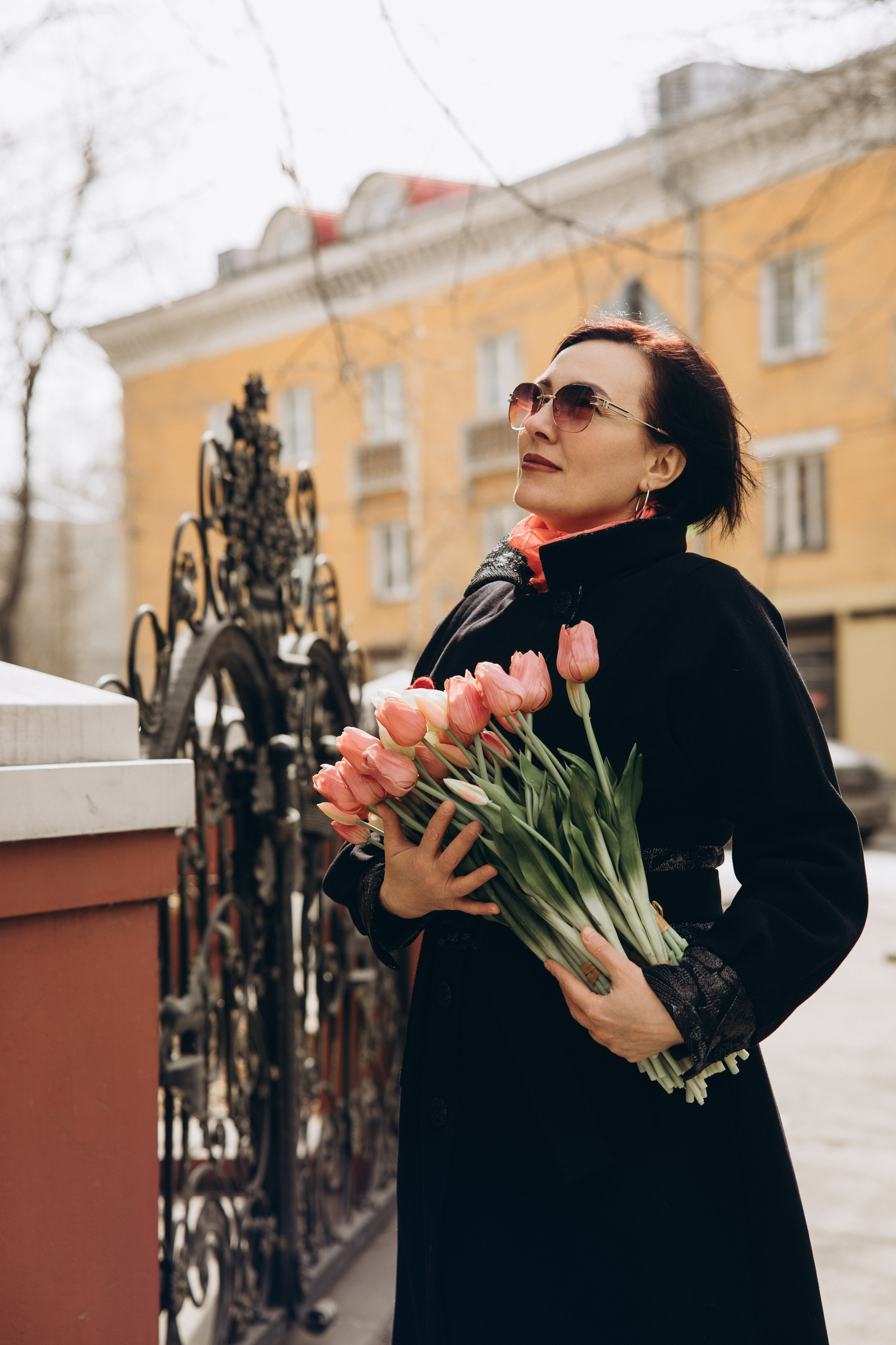 Прогулка с тюльпанами. Свадебный, семейный фотограф в Иркутске Светлана Макаричева