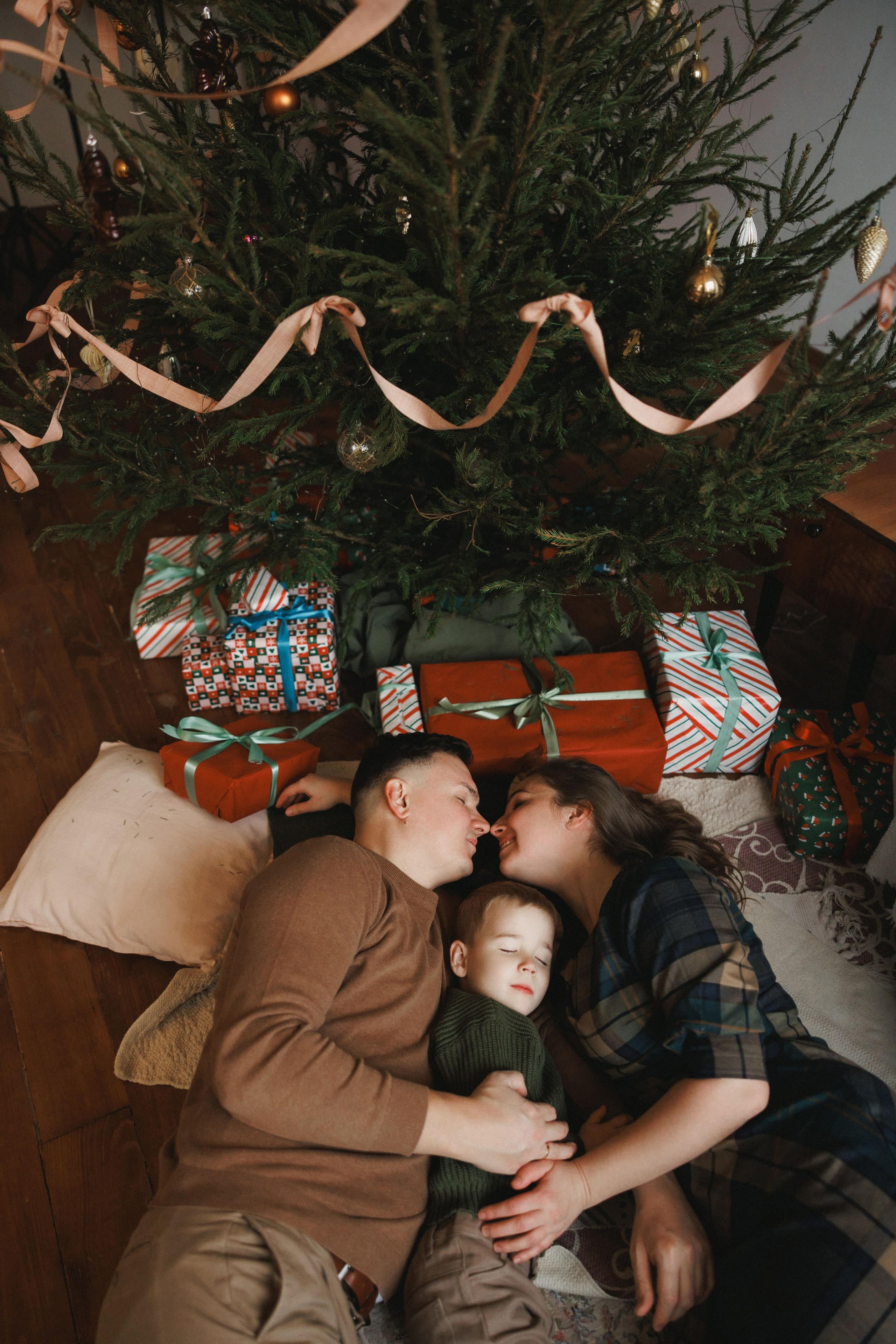 Новогодняя фотосессия в фотостудии «Берлин», город Краснодар. Семейный и детский фотограф в Краснодаре Анна Трашкова