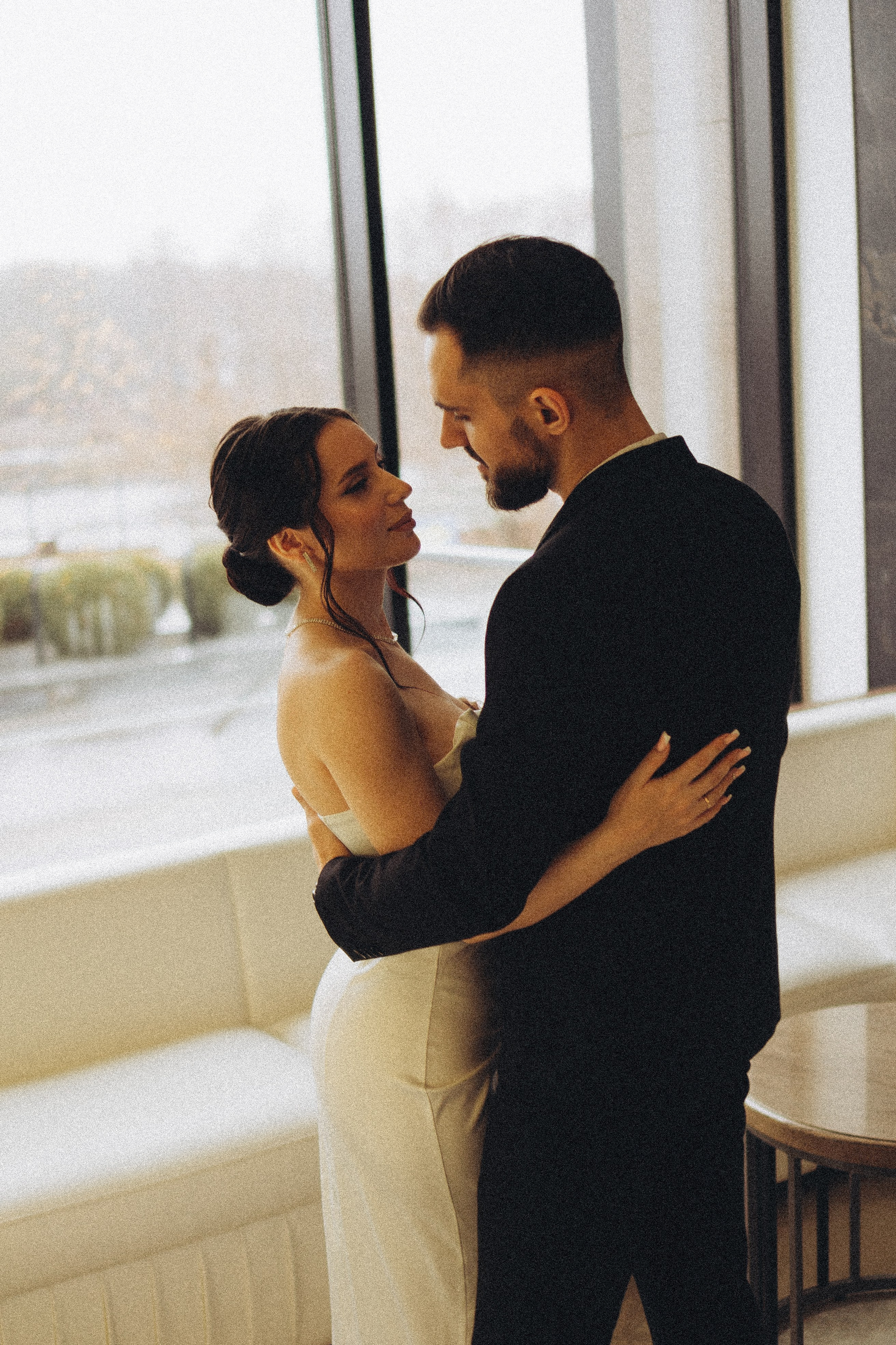 СВАДЕБНАЯ СЬЕМКА СБОРОВ ЖЕНИХА И НЕВЕСТЫ В ОТЕЛЕ И ТАКЖЕ ФОТОСЕССИИЯ В ОТЕЛЕЕ МЕГАПОЛИС БРЯНСК. Профессиональный фотограф, Санкт-Петербург — Виктория Богомолова