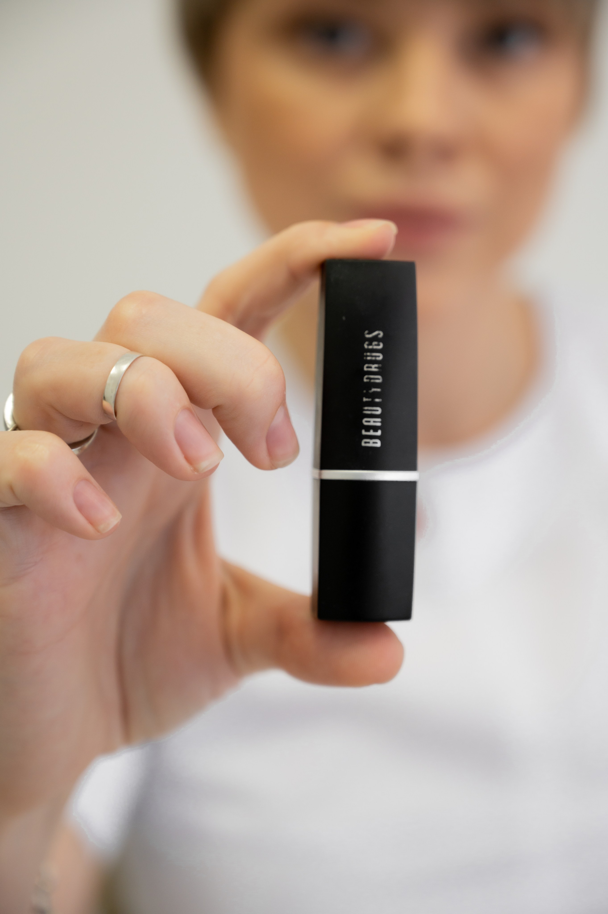Permanent Makeup Content. NL