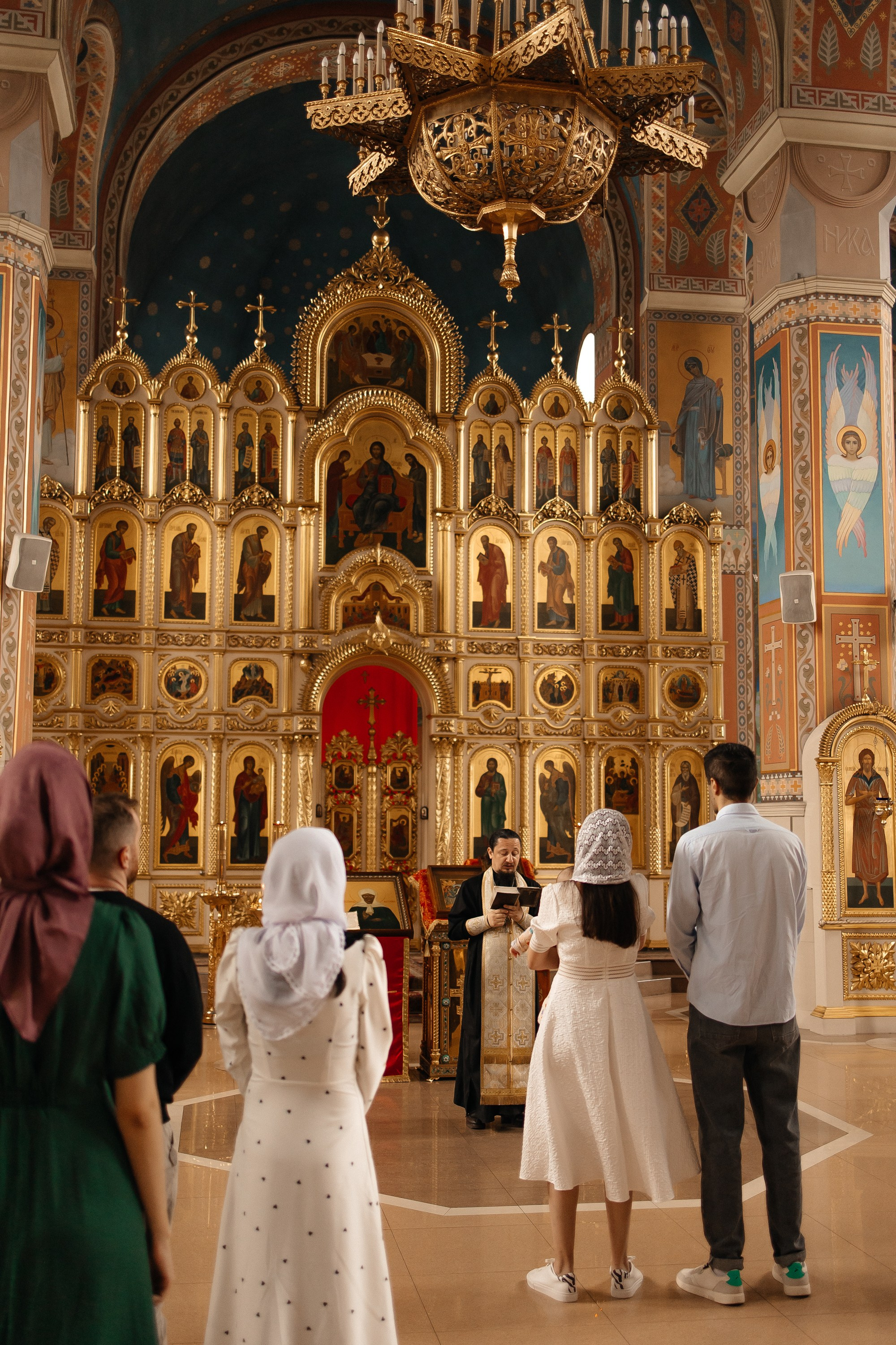 Таинство Крещения Михаила. Семейный фотограф в Краснодаре Храмова Анна
