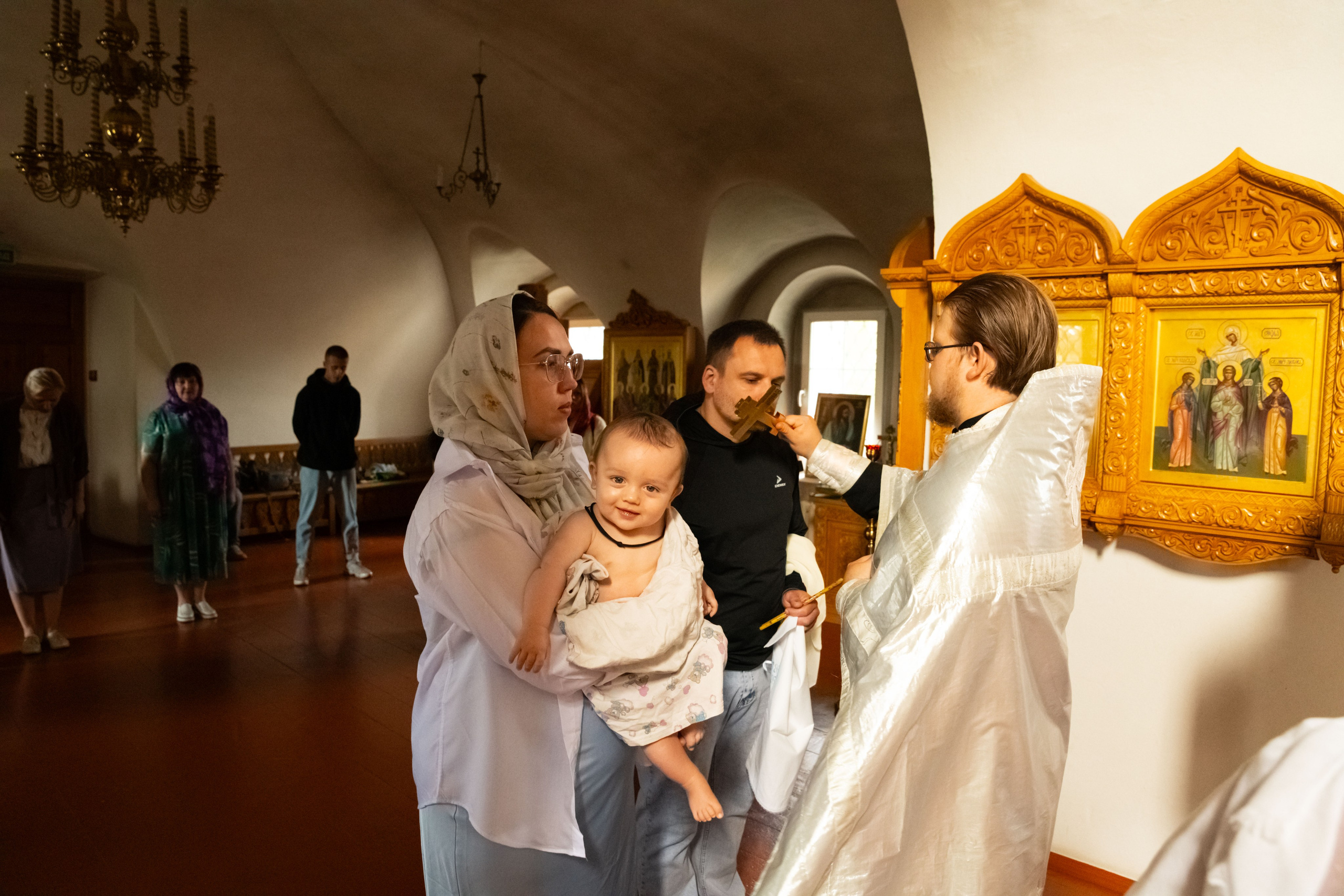 Таинство Крещение (Репортаж). Фотограф Брянск