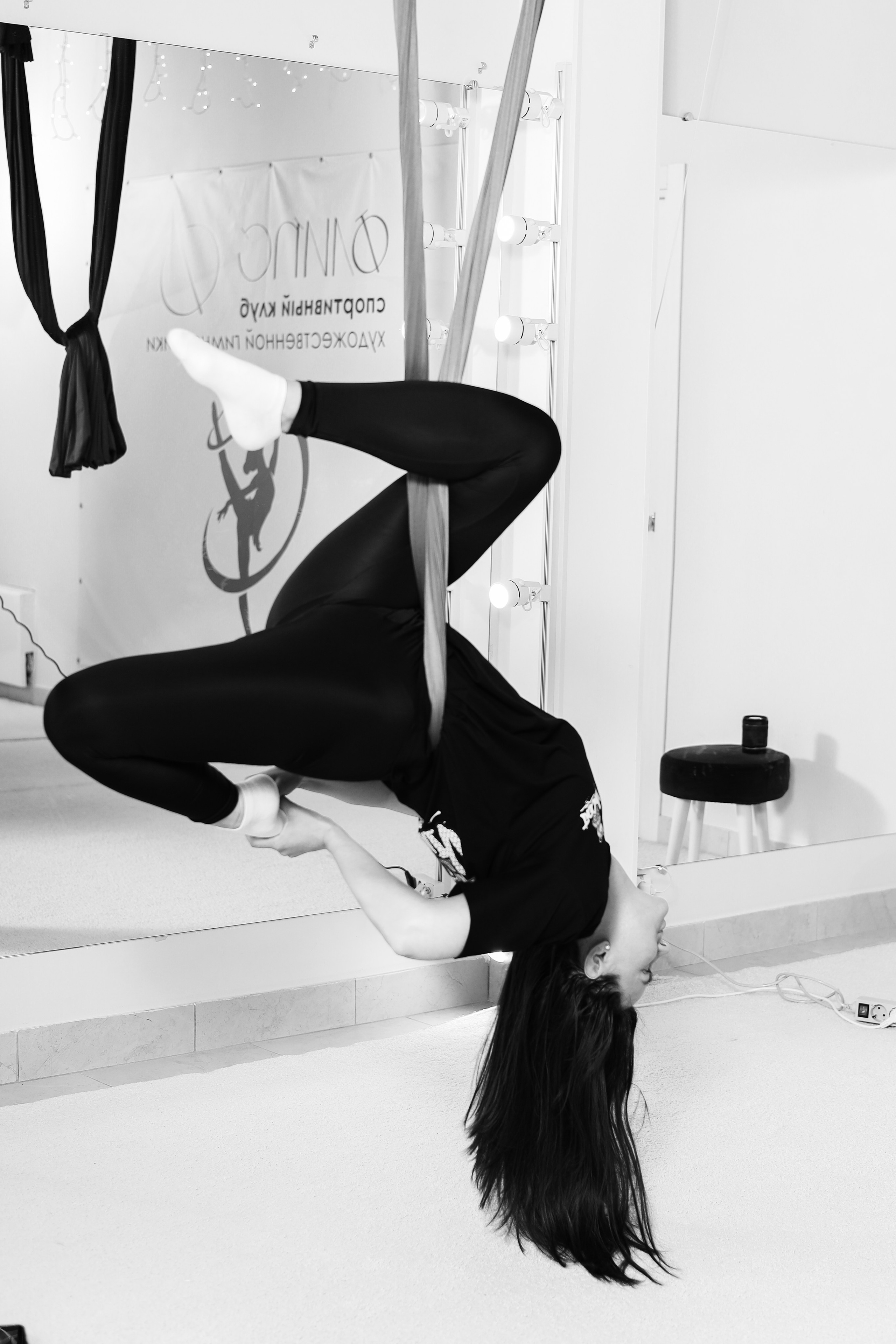 Арт-терапия + аэройога. Фотограф Надршина Лилия