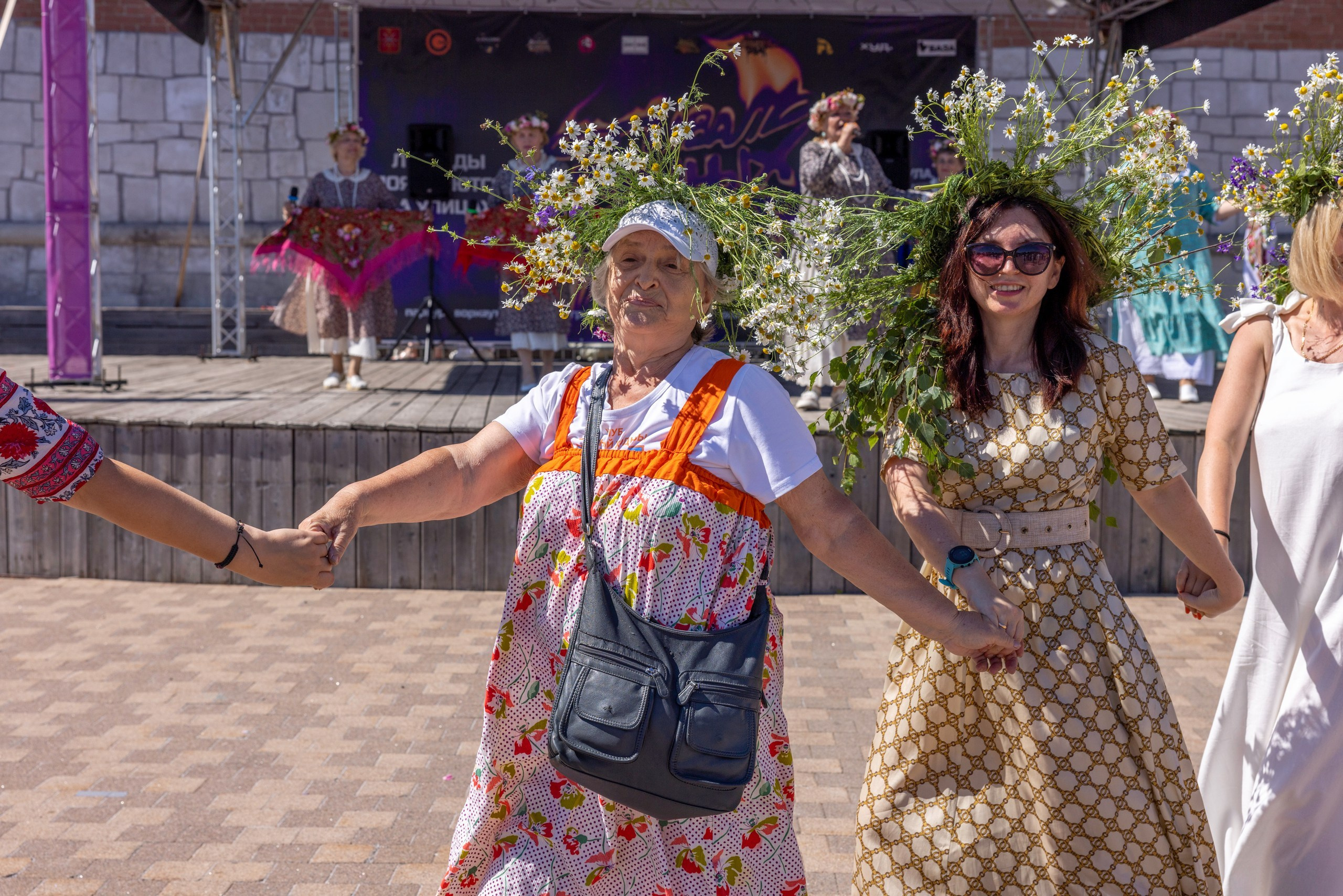 Фестиваль «Ромашковый хоровод». Северная ходьба. Фотограф в Туле Крупский АнДРей. Фотостудия «КАДР71» в Туле