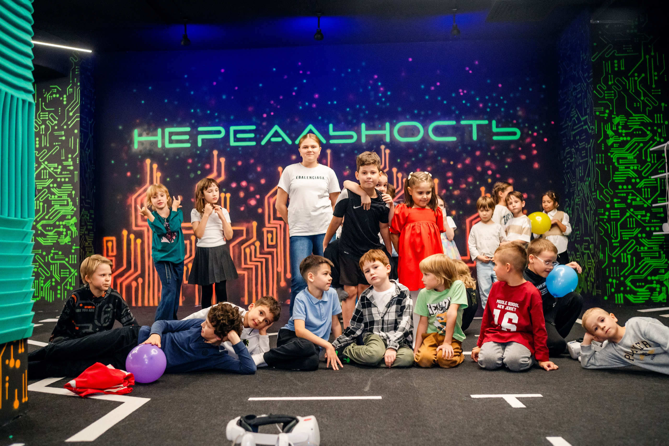 VR (September-October 2024). Felixtones