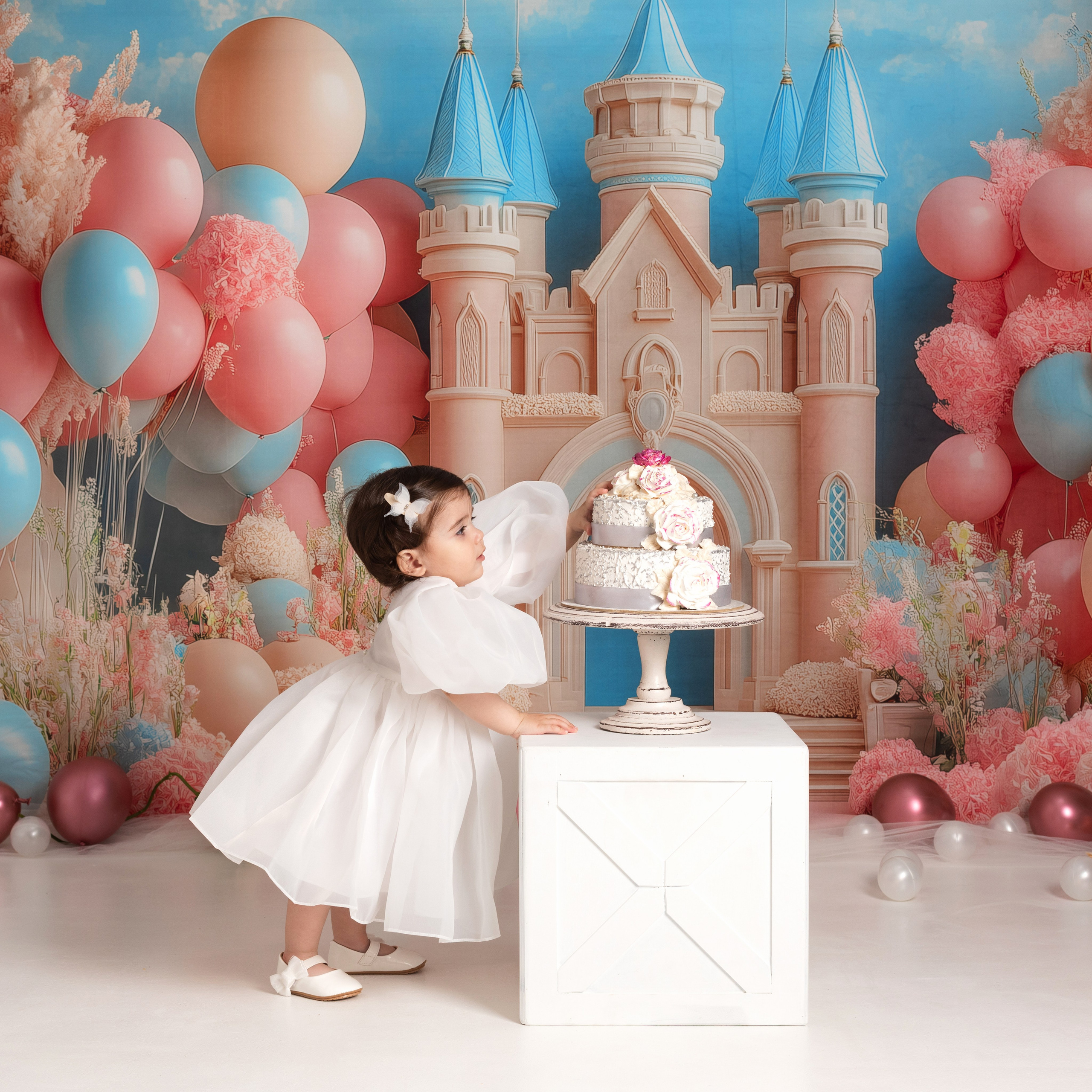 С тортиком. Фотограф новорождённых Псков