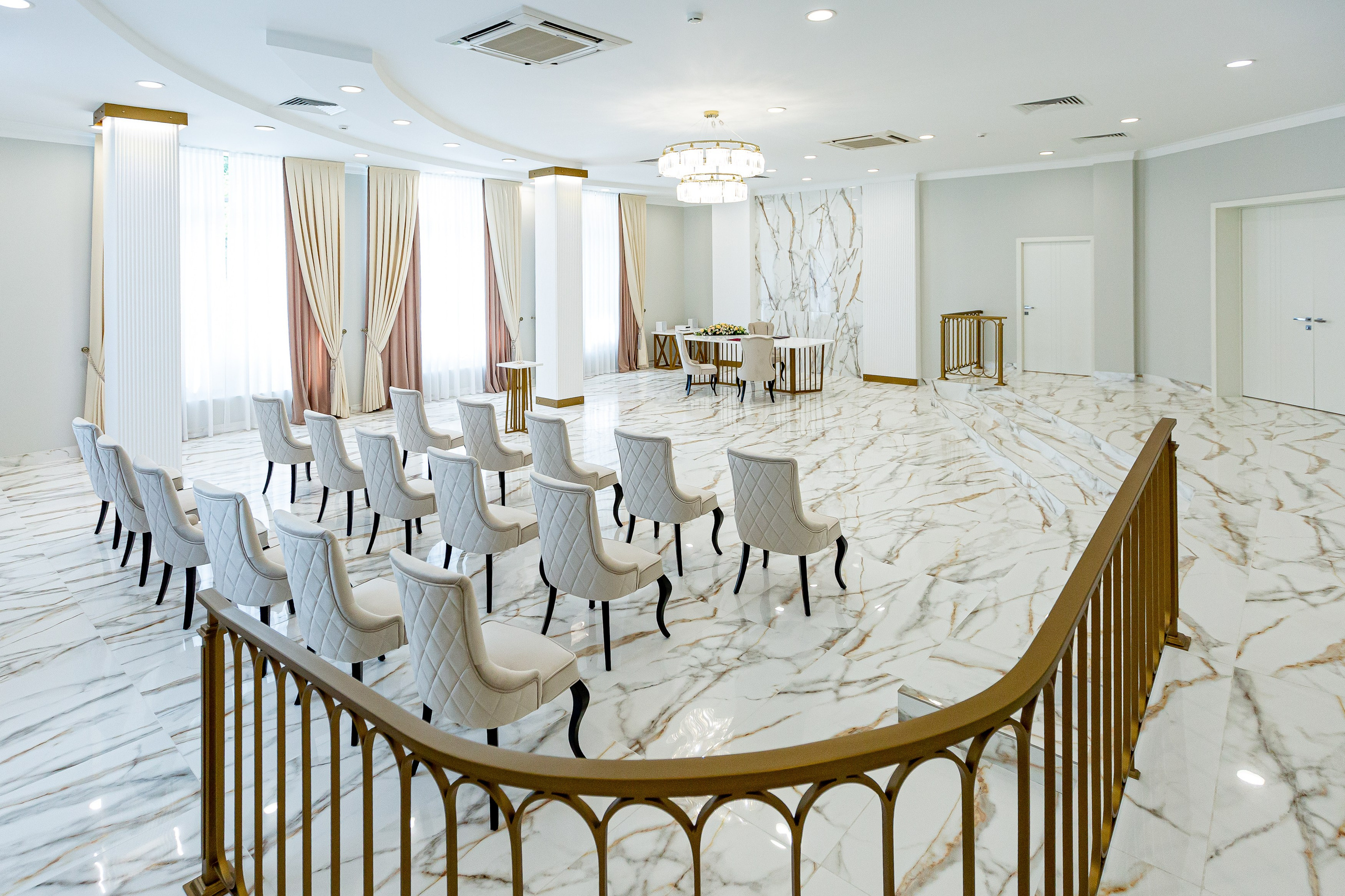 Шипиловский ЗАГС (г.Москва). Профессиональный фотограф Natali Aieteia