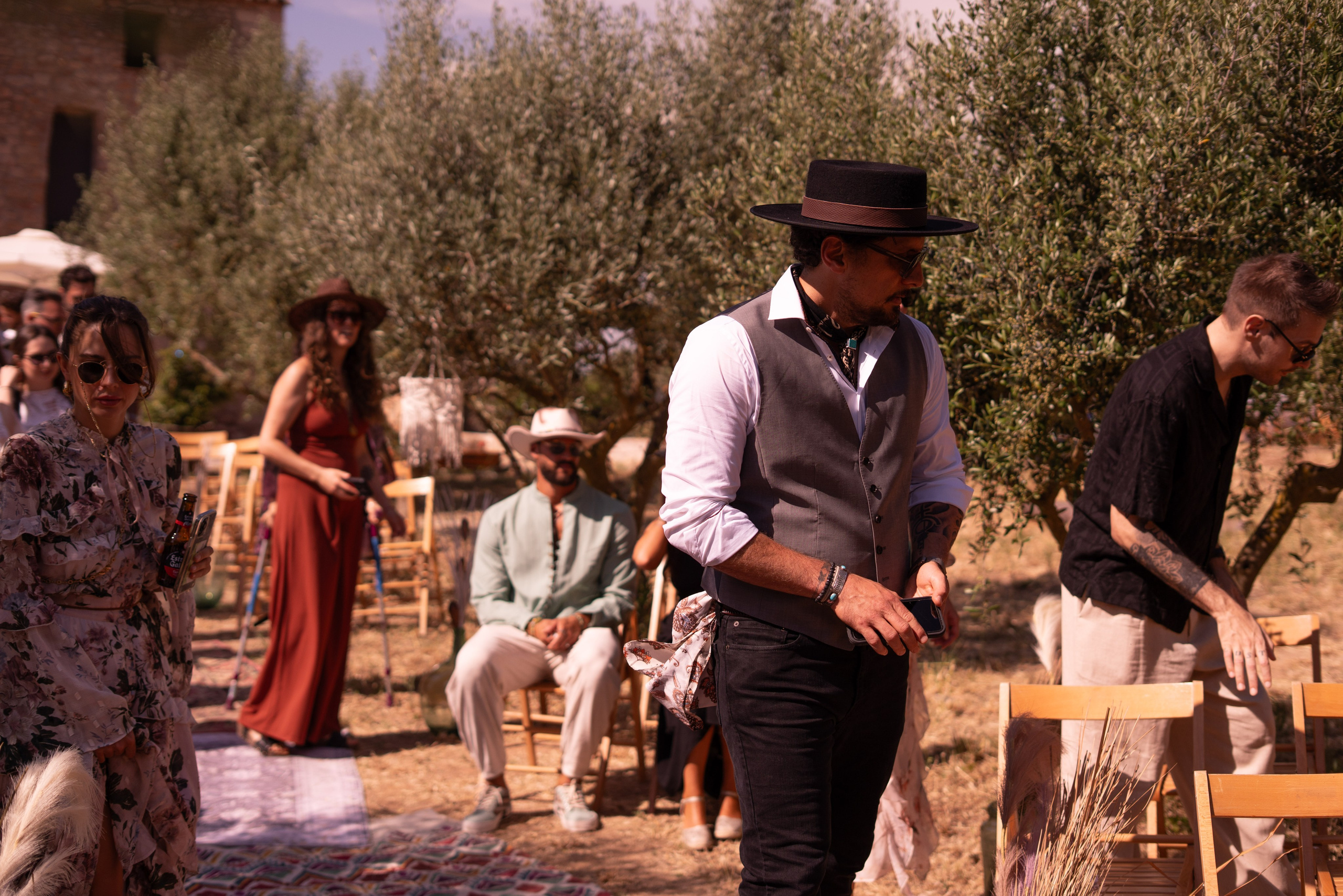 Stasy and Roberto. Wedding Photographer in Barcelona and Medellin