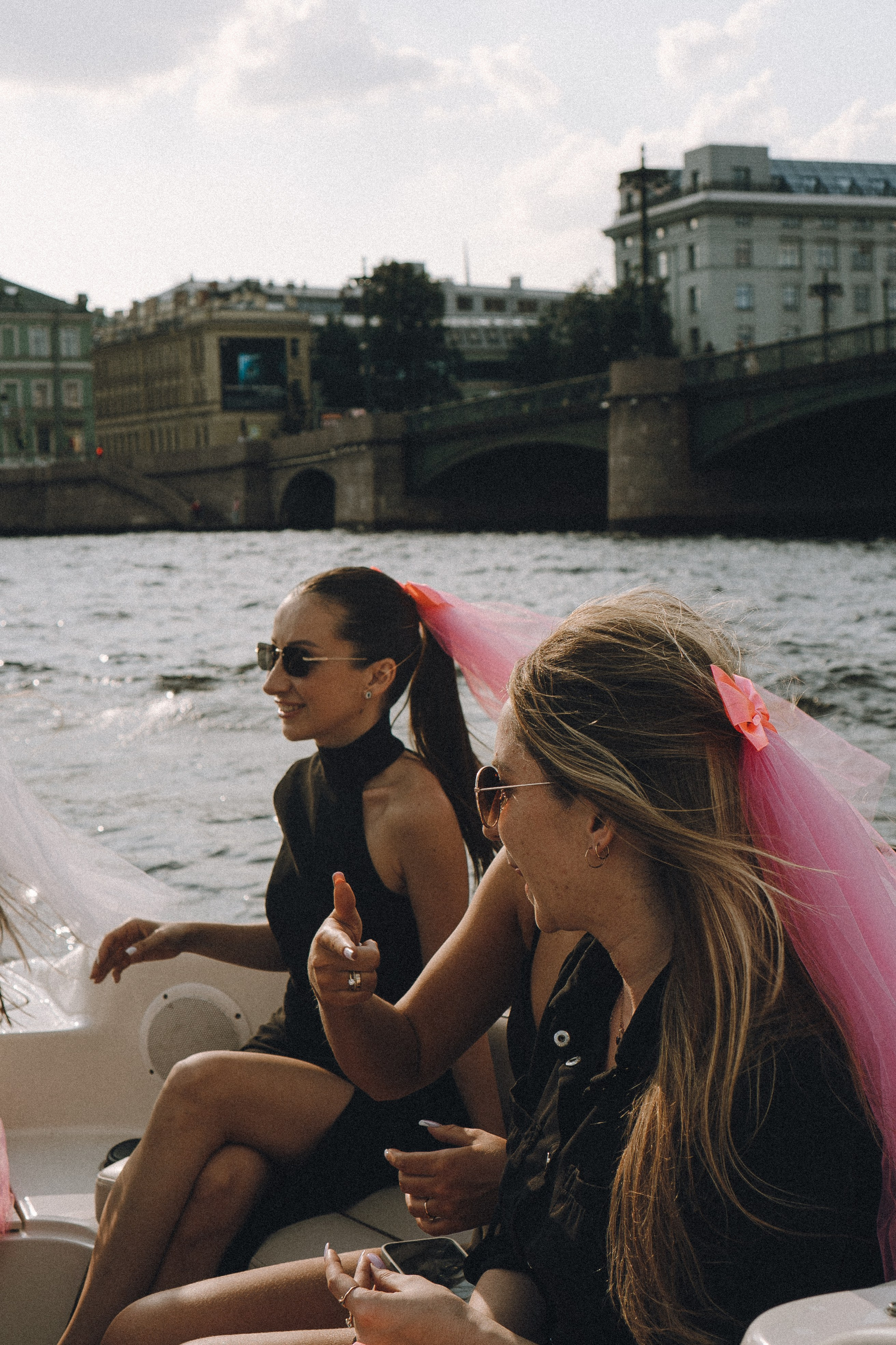 ДЕВИЧНИК НА КАТЕРЕ. Профессиональный фотограф, Санкт-Петербург — Виктория Богомолова