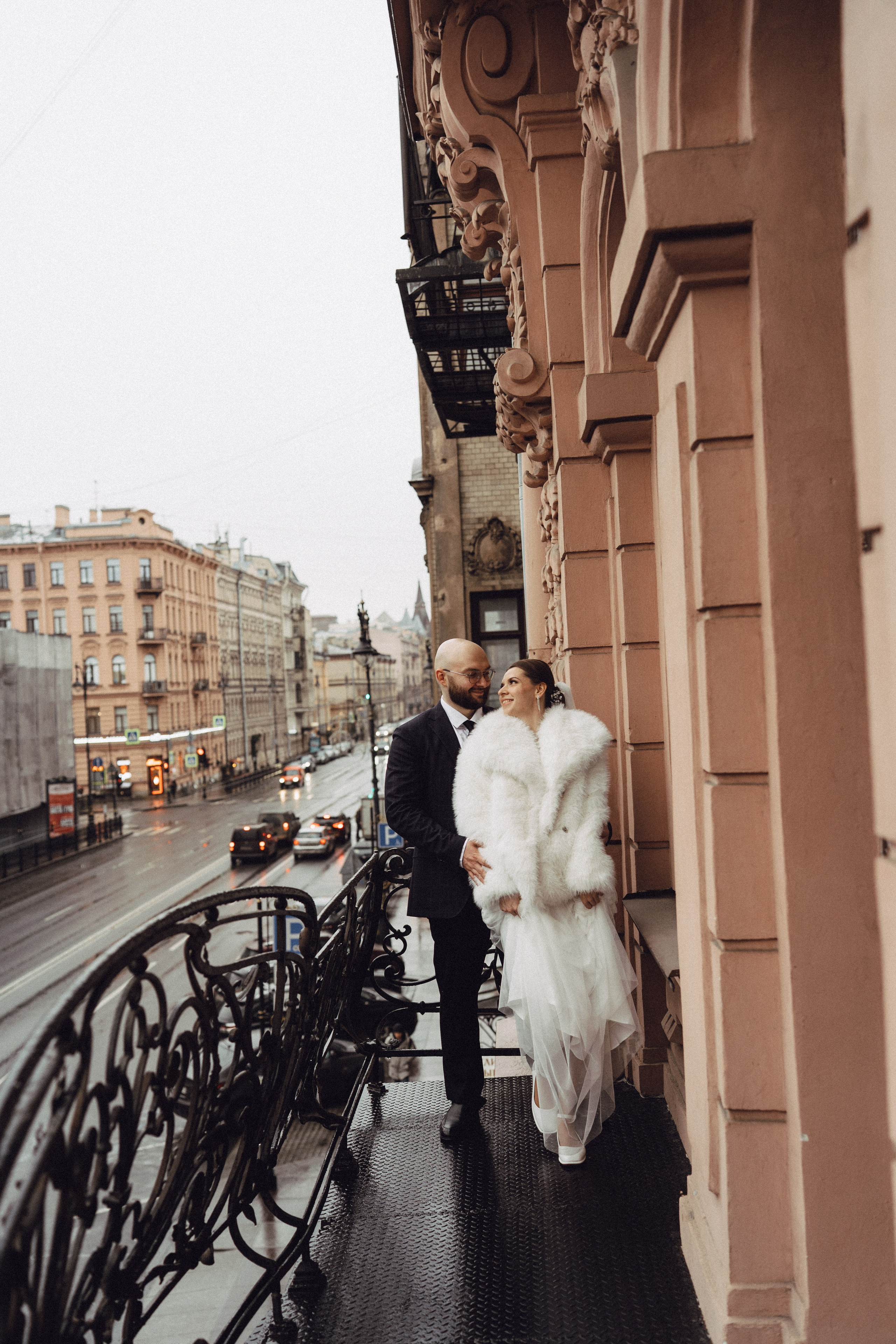 СВАДЕБНАЯ СЬЕМКА ВО ВТОРОМ ДВОРЦЕ (ДЕКАБРЬ) ТАКЖЕ СЬЕМКА В СТУДИИ НА ЧЕРНЫШЕВСКОЙ. Профессиональный фотограф, Санкт-Петербург — Виктория Богомолова