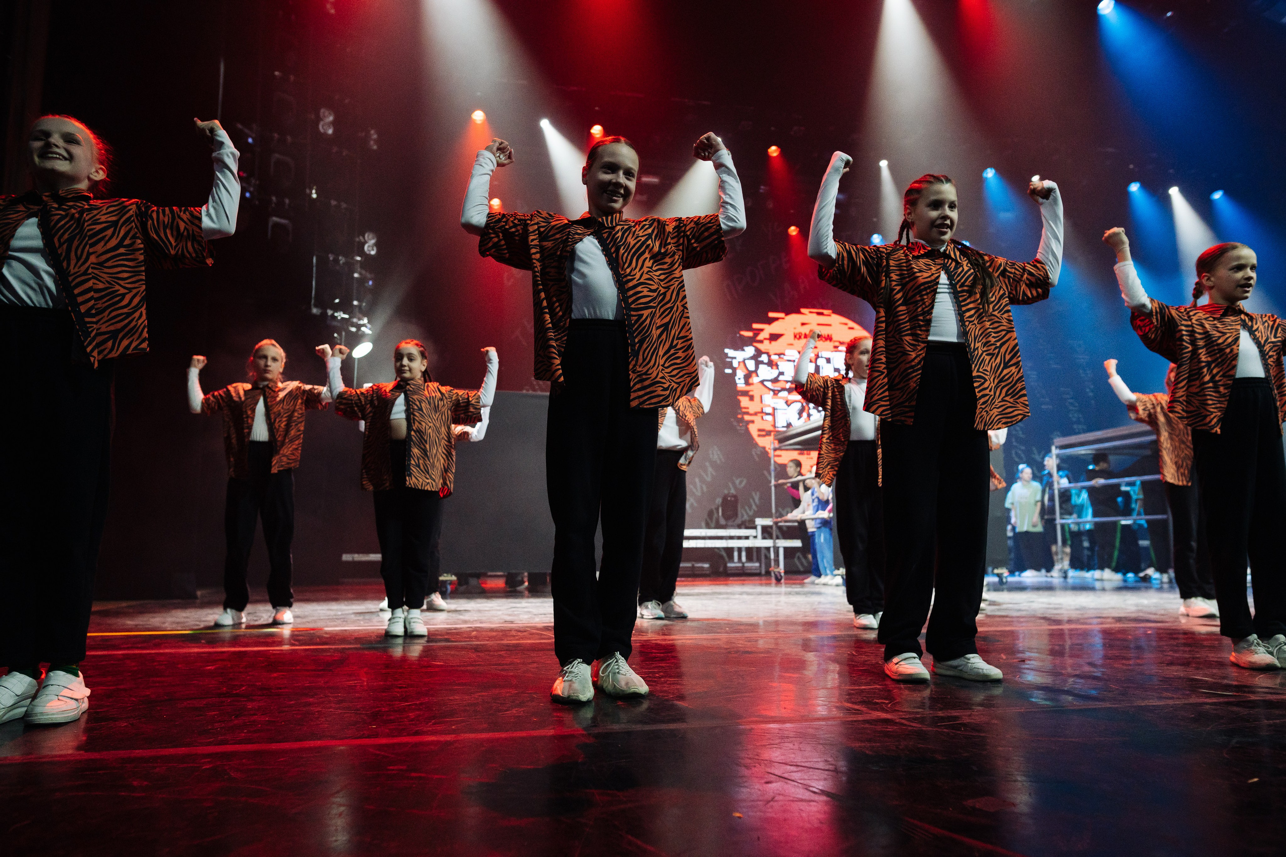 Harleen Joker's dance studio. Репортажный фотограф Красноярск Алекс Чампакхам